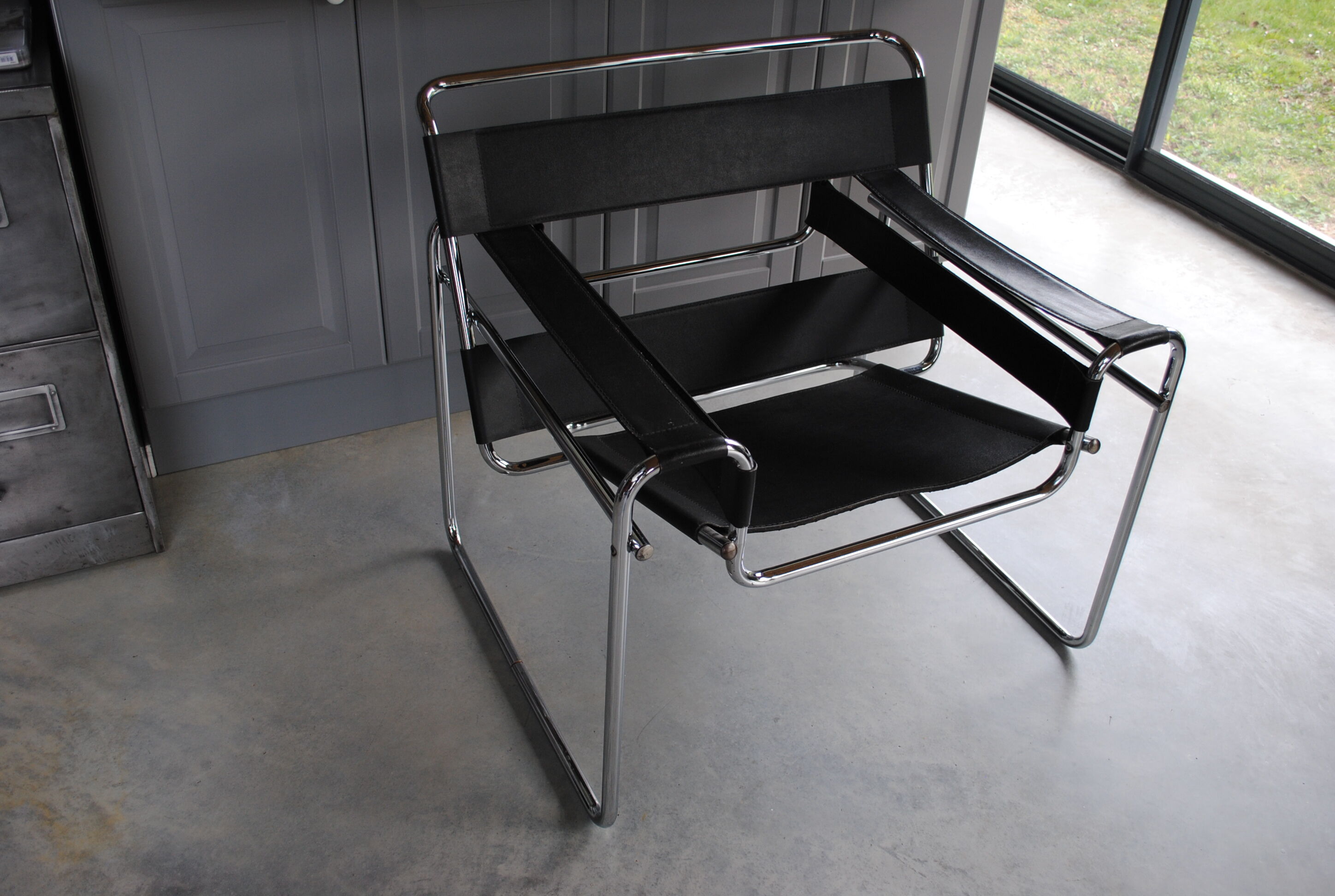 Wassily armchair by Marcel Breuer 1980