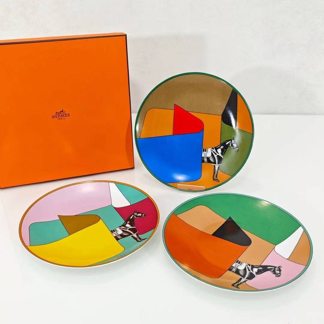Hermès “La Serpentine” Porcelain Dinner Plate Set of 3
