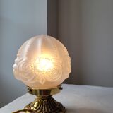 Art deco lamp in bronze and frosted glass