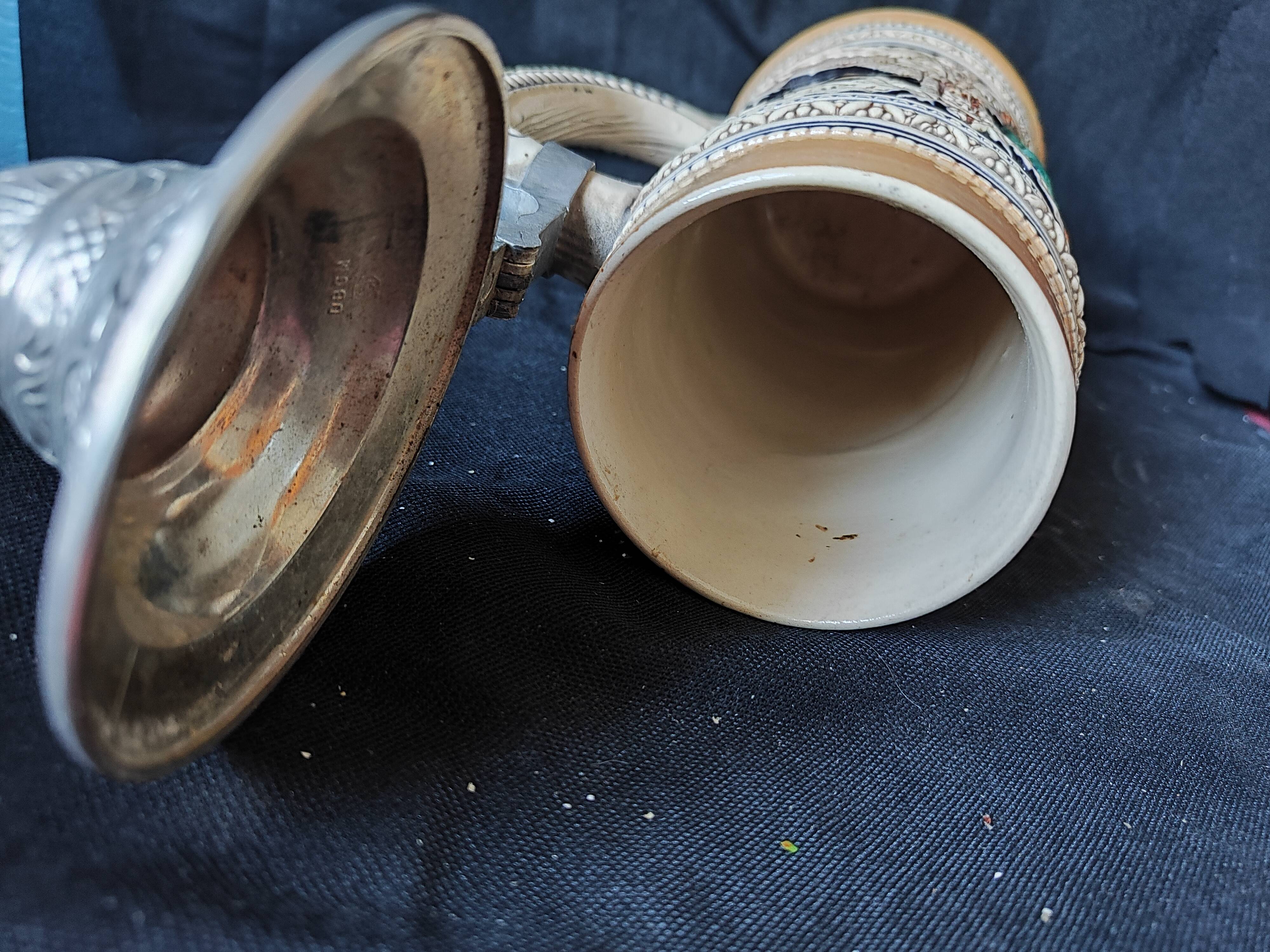 Beer mug 1 liter lowenbrau munich ceramic / numbered