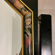Miroir vintage biseauté à cadre floral