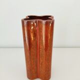 Quadrilobe red ceramic vase