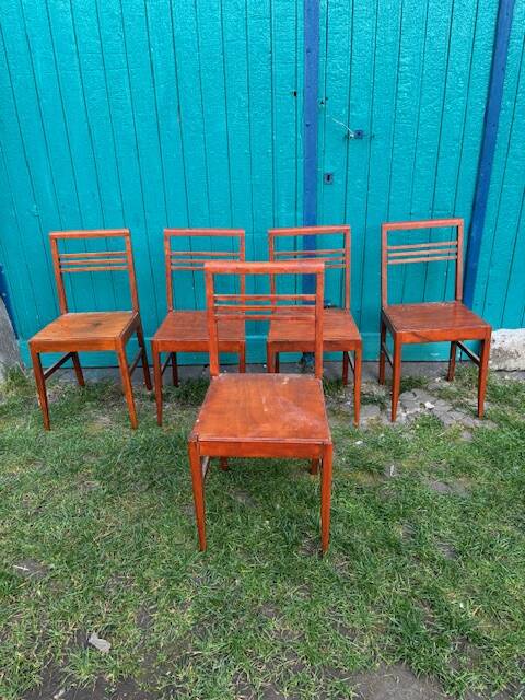 Set of 5 René Gabriel wooden chairs