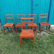 Série de 5 chaises René Gabriel en bois