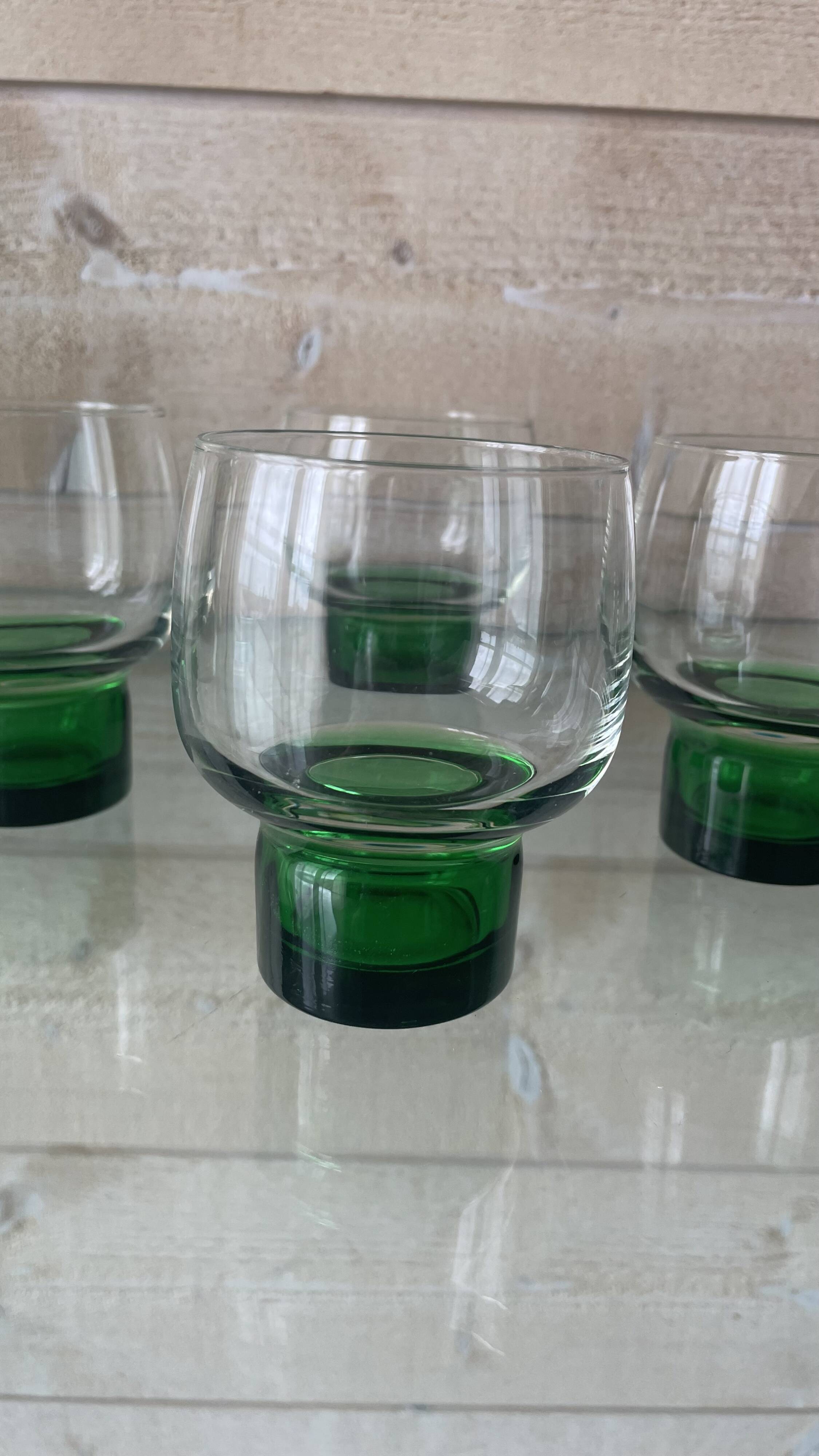 Set of 4 Luminarc glasses model vines