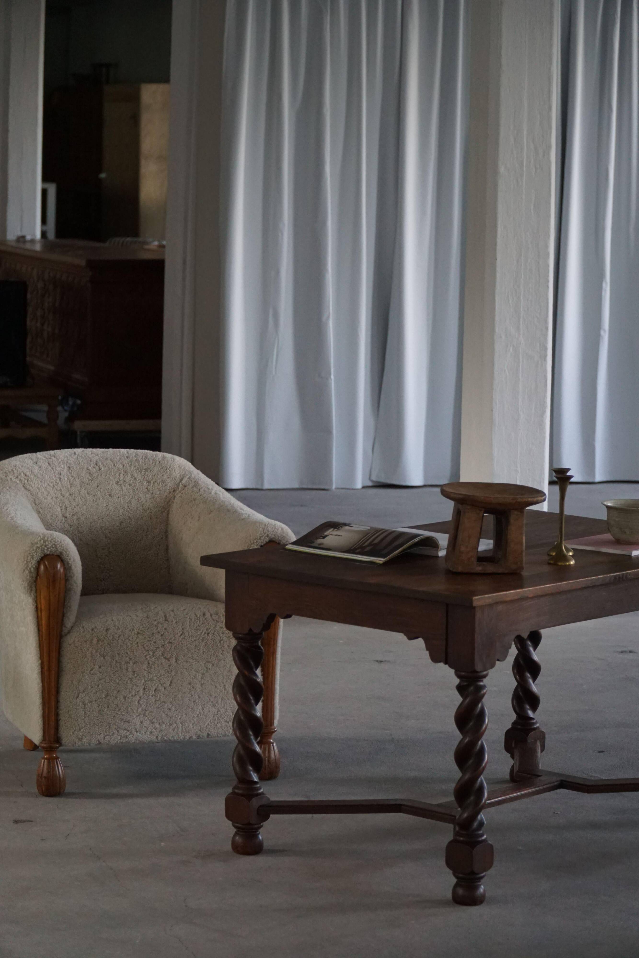 Bureau / Dining table in oak with Danish baroque inspiration and twisted legs, 1900s.