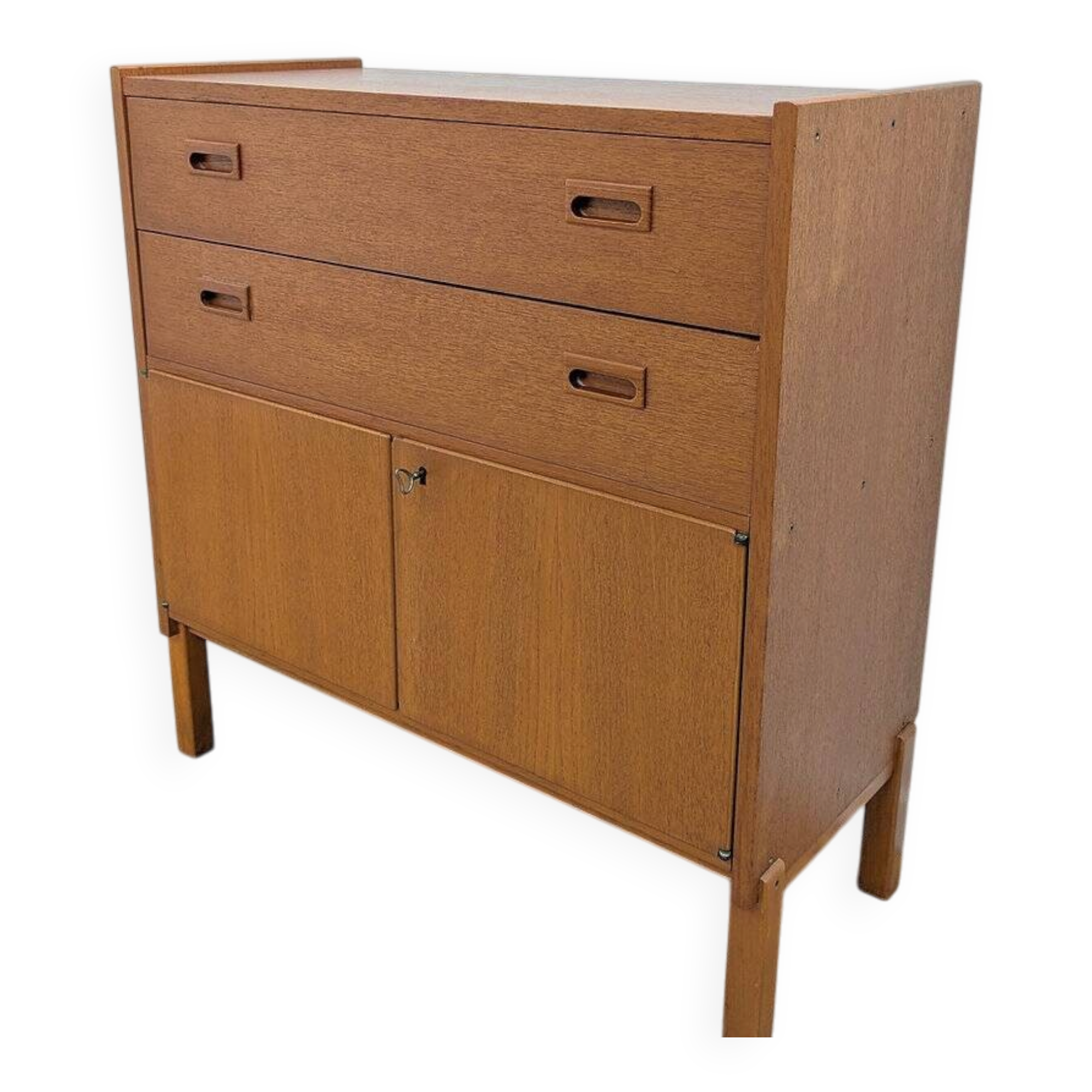 Commode vintage