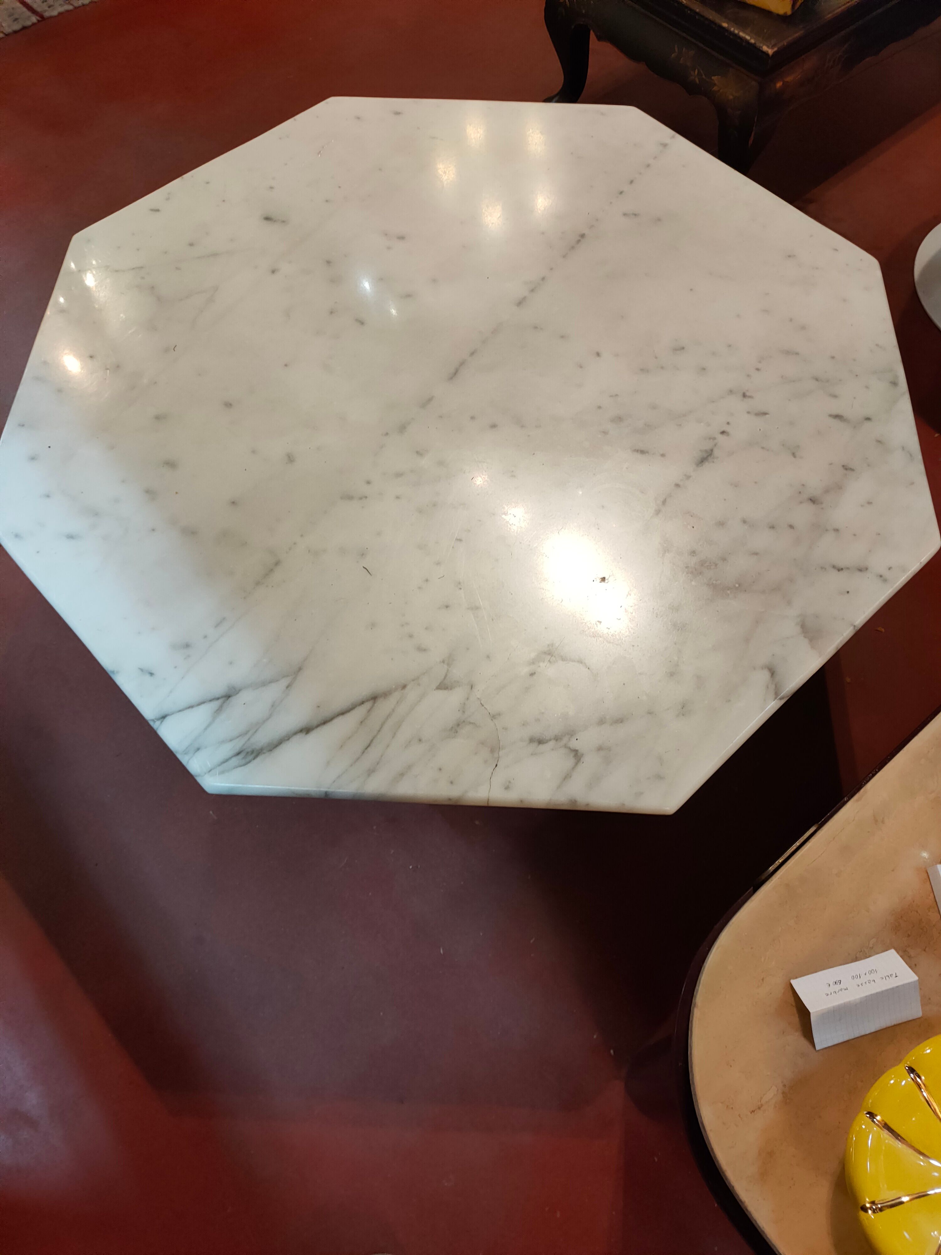 Table basse en marbre