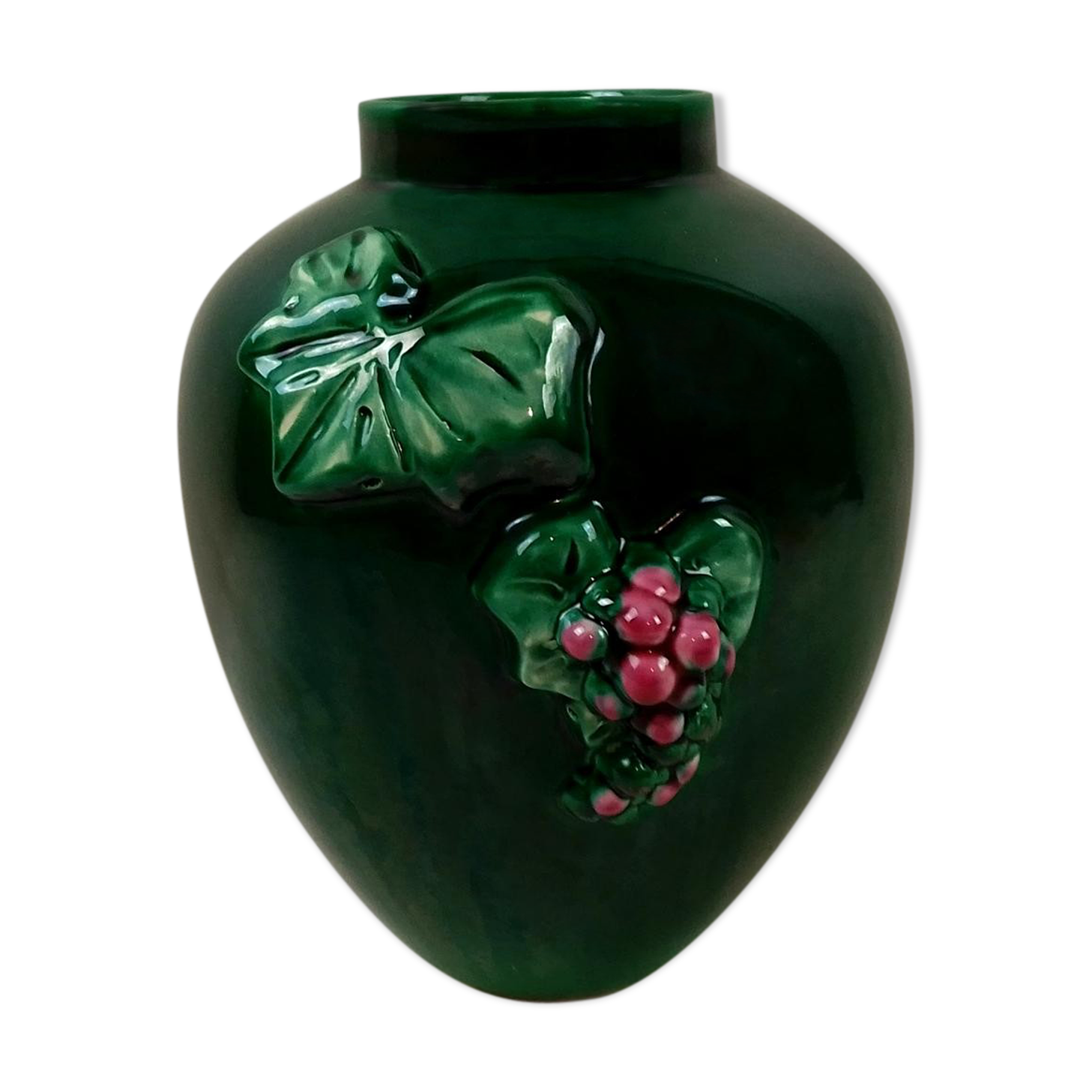 Green ceramic vase deco grape cluster