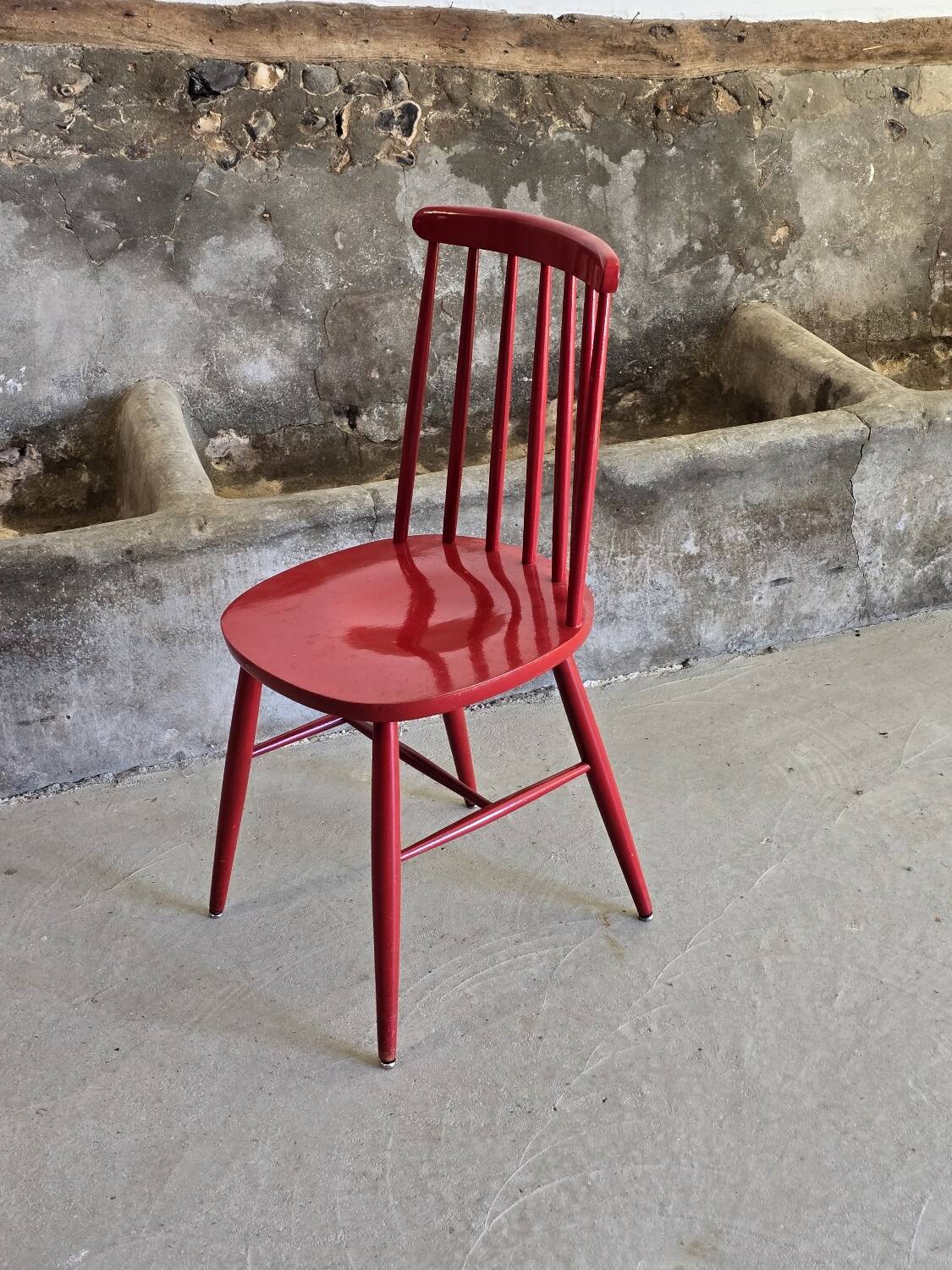 Tapiovaara style red bistro chair