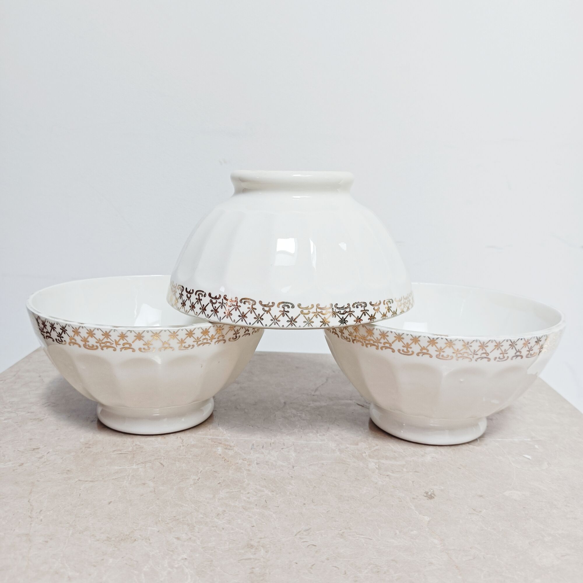 Lot de 3 bols à facettes en porcelaine blanche