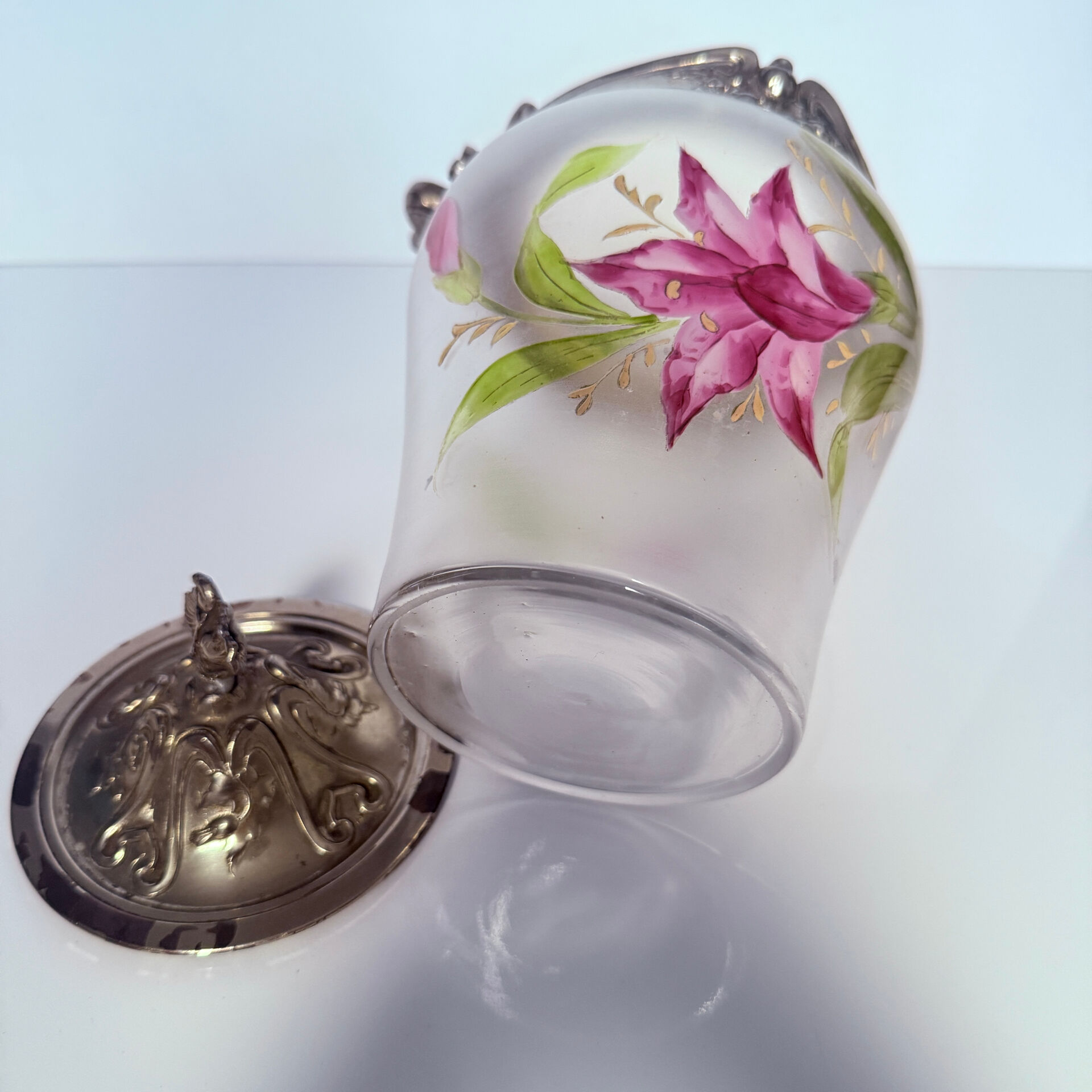 Art Nouveau biscuit jar