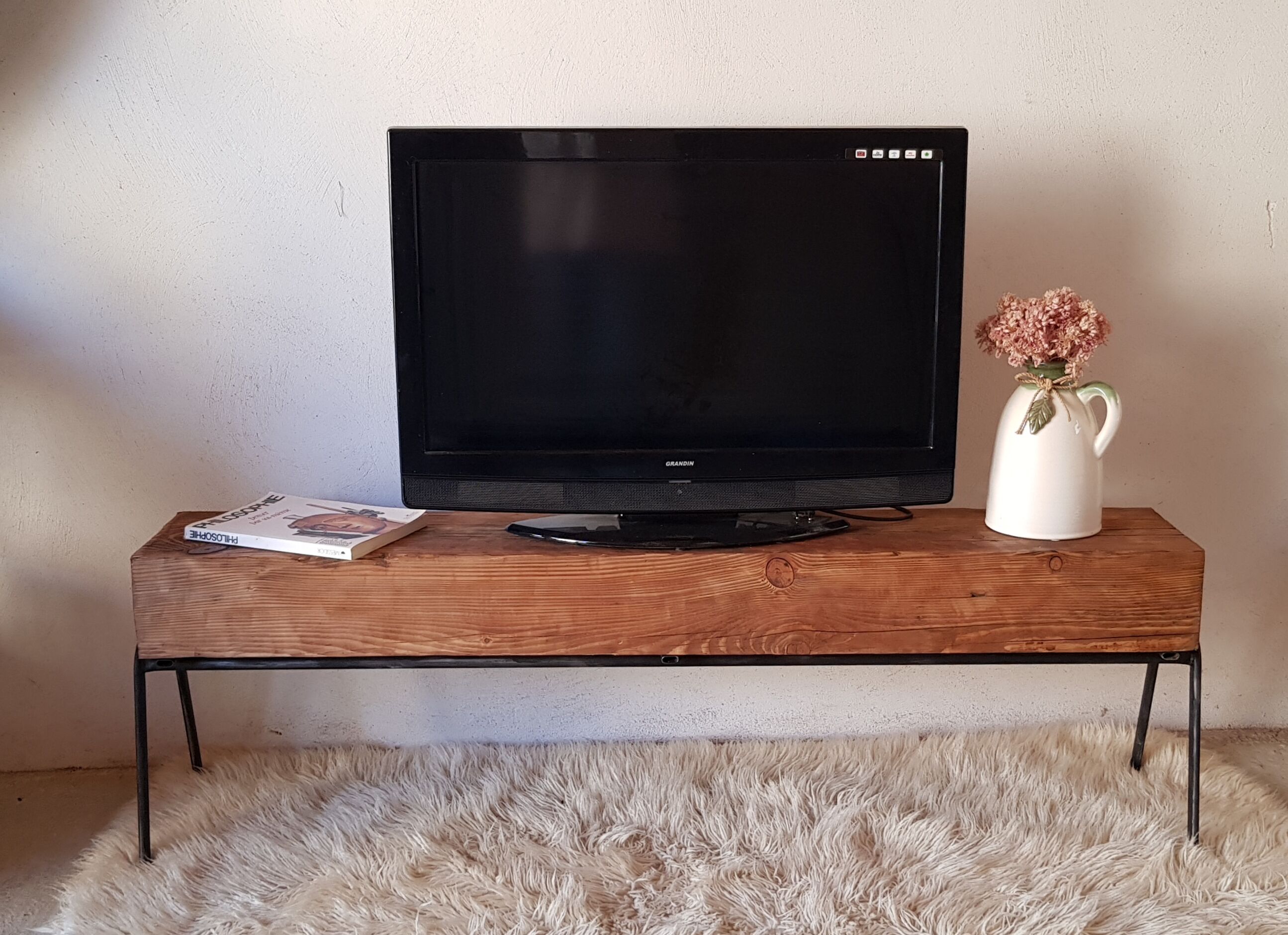 Console iron and solid wood