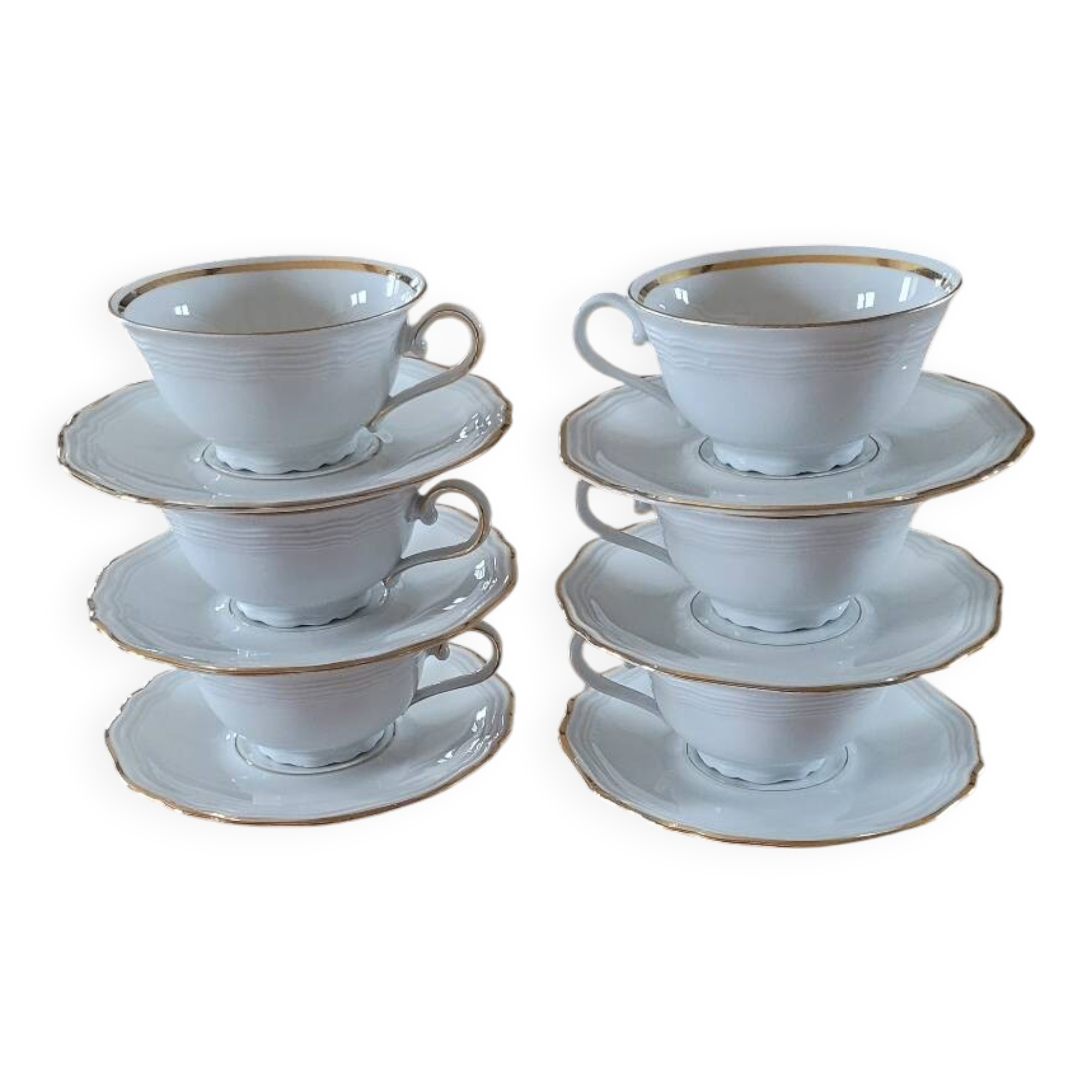 6 cups and saucers in Bavaria porcelain.