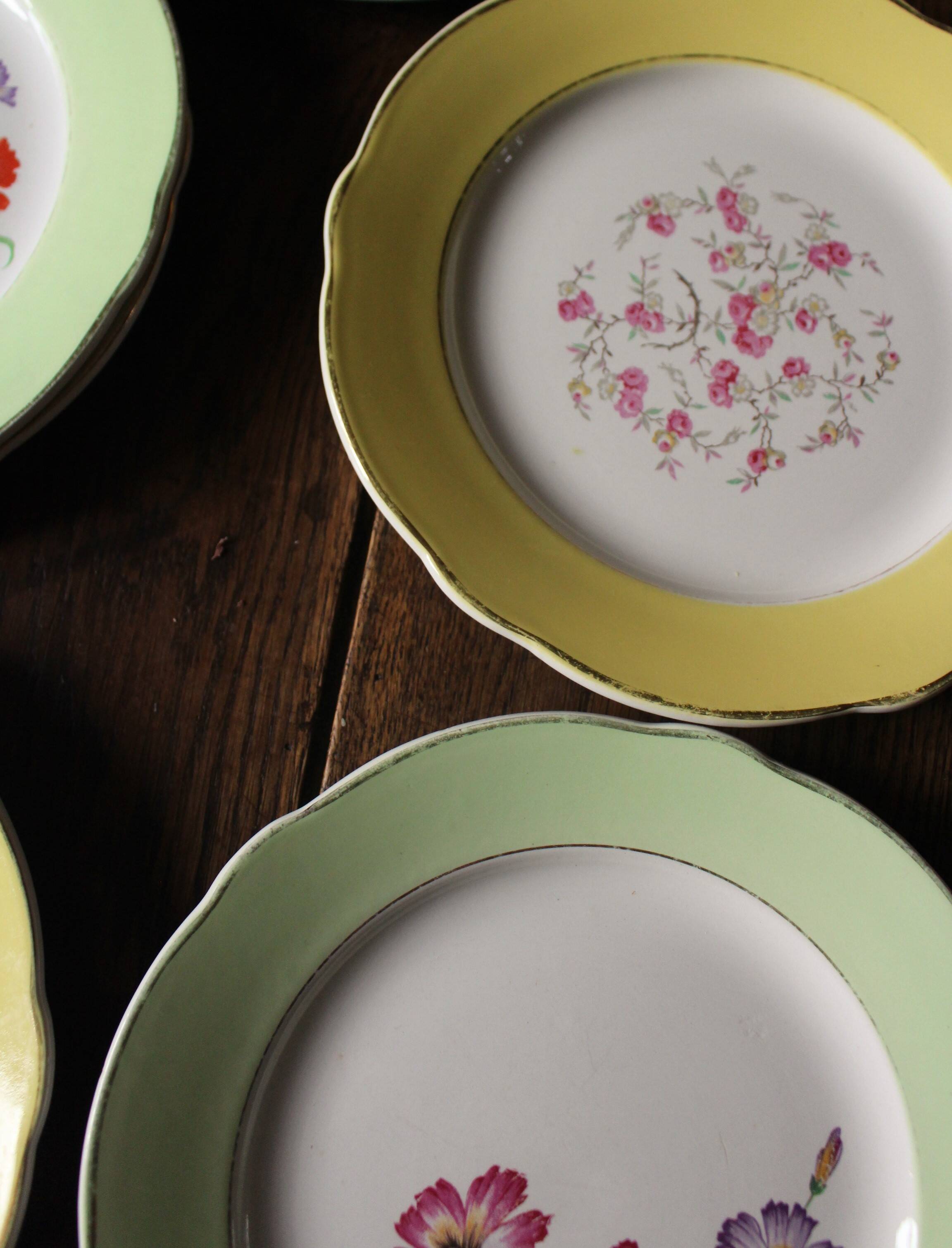 Lot 6 flat plates Flowers Yellow Green Lunéville mismatched