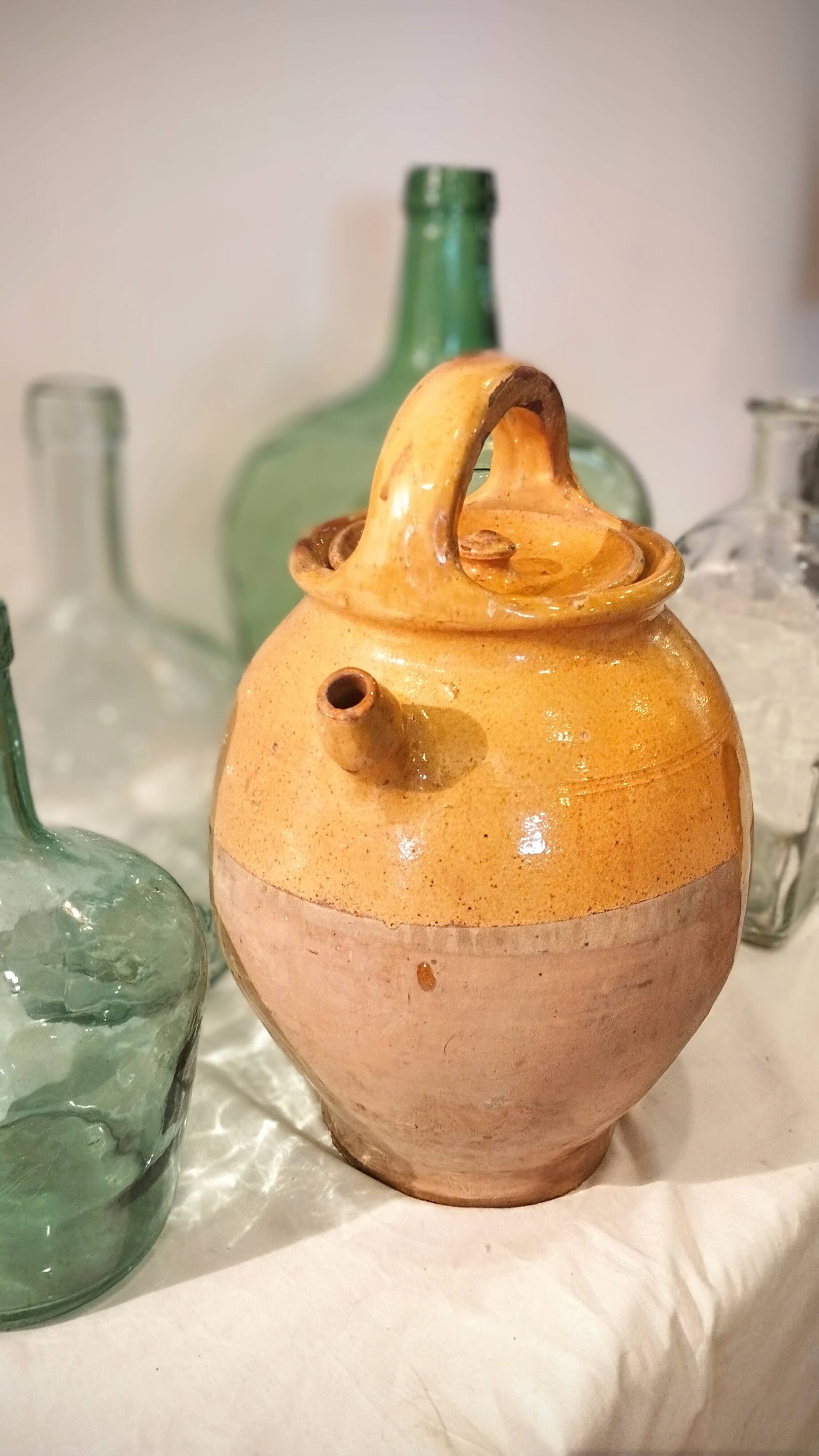 Ancienne cruche à eau