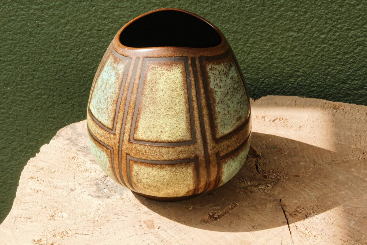 Modernist ceramic vase, 1960s