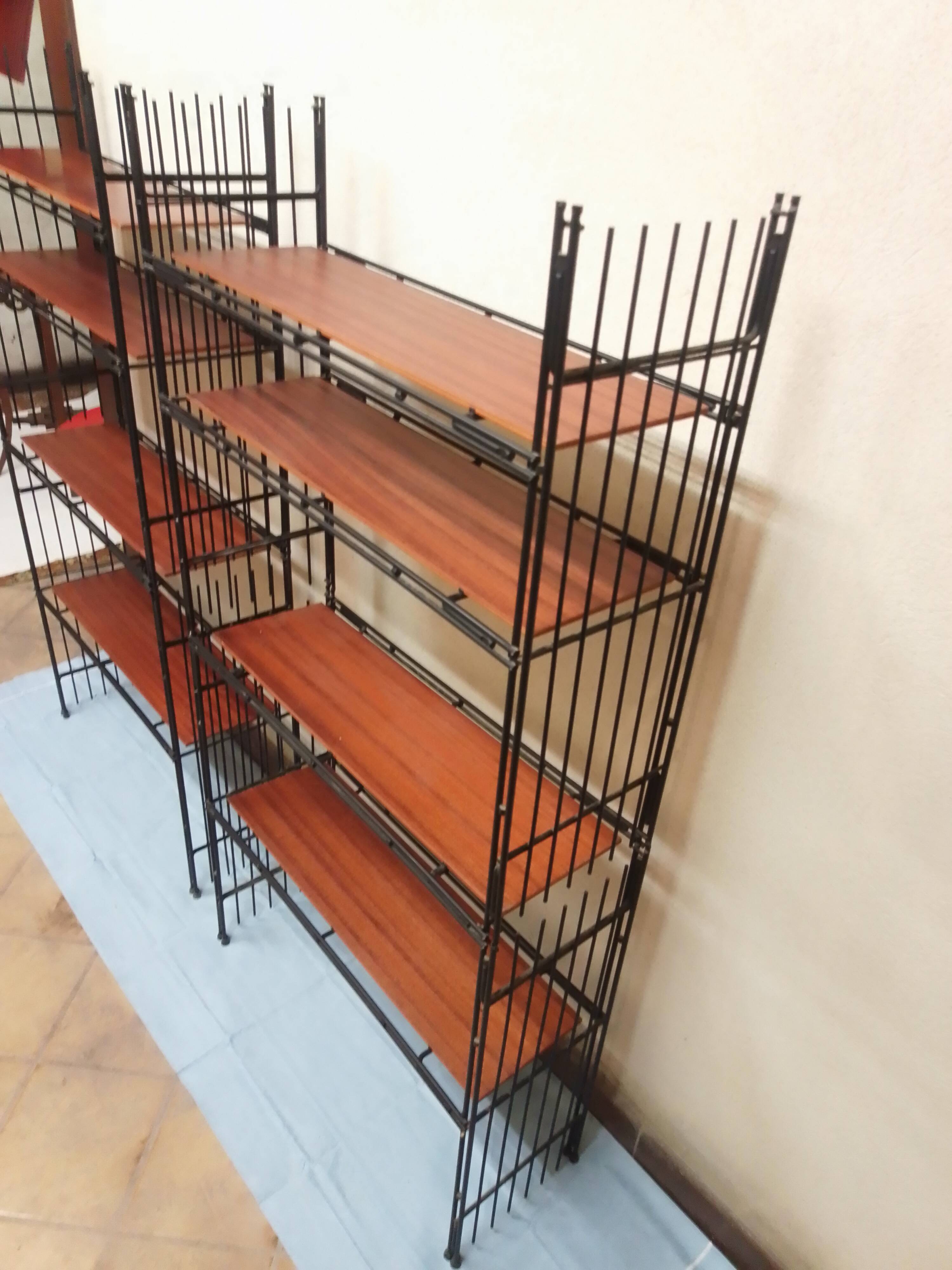 Modular shelves, multistrux, Spanish design from the 60s.