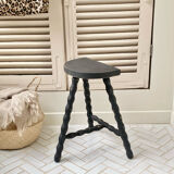 Tripod stool