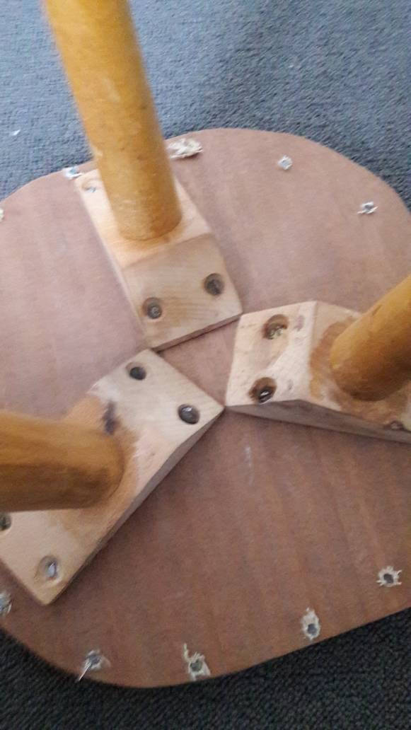 Tabouret en bois