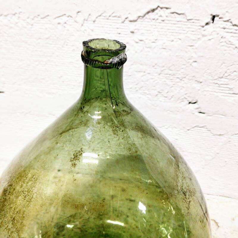 Lady Jeanne green 15 liters in blown glass
