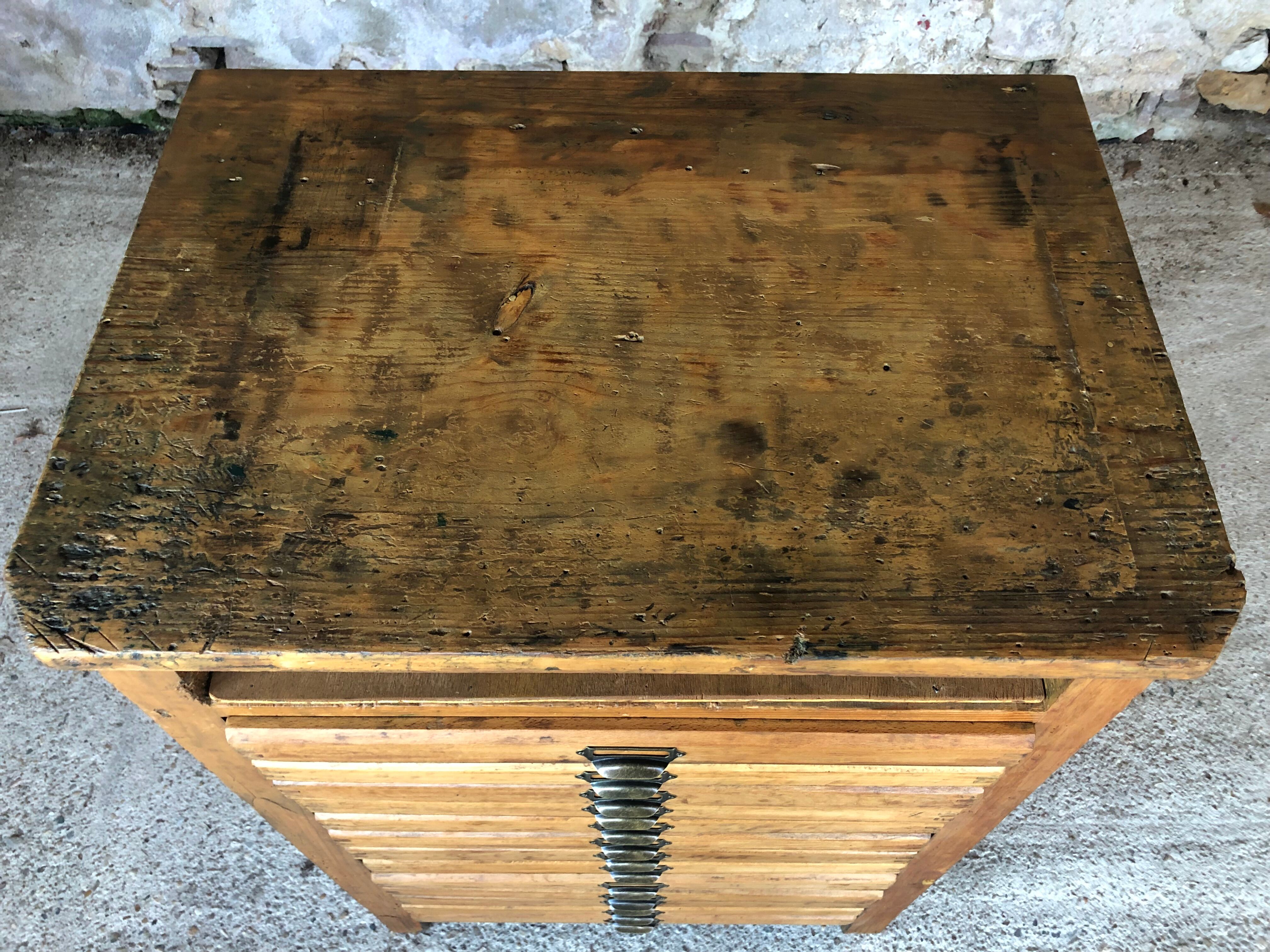 Oak craft cabinet has 13 drawers circa 40's / 50's