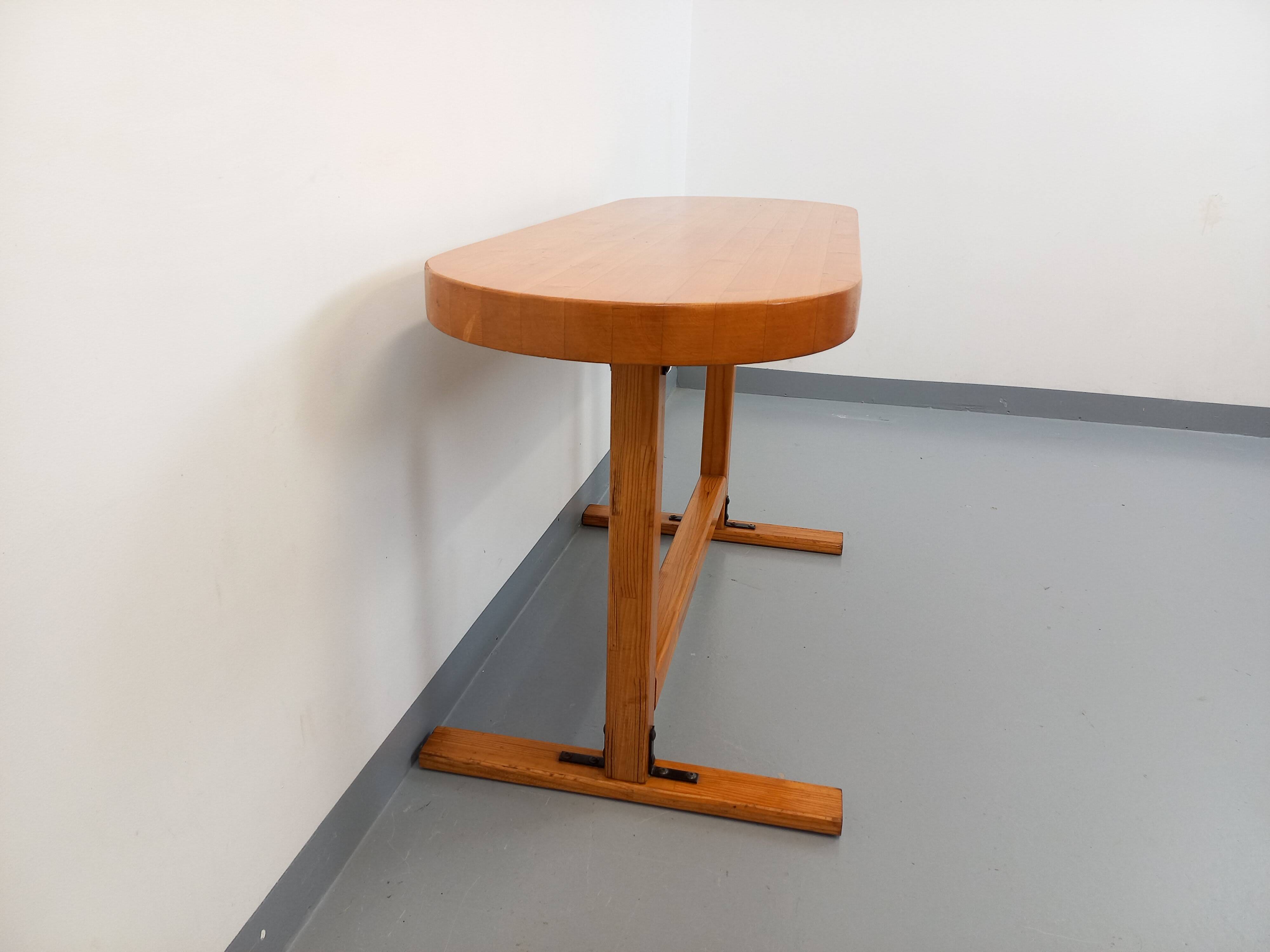 Oval table / vintage pine console from the 60s 70s