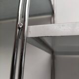 Metal string shelf