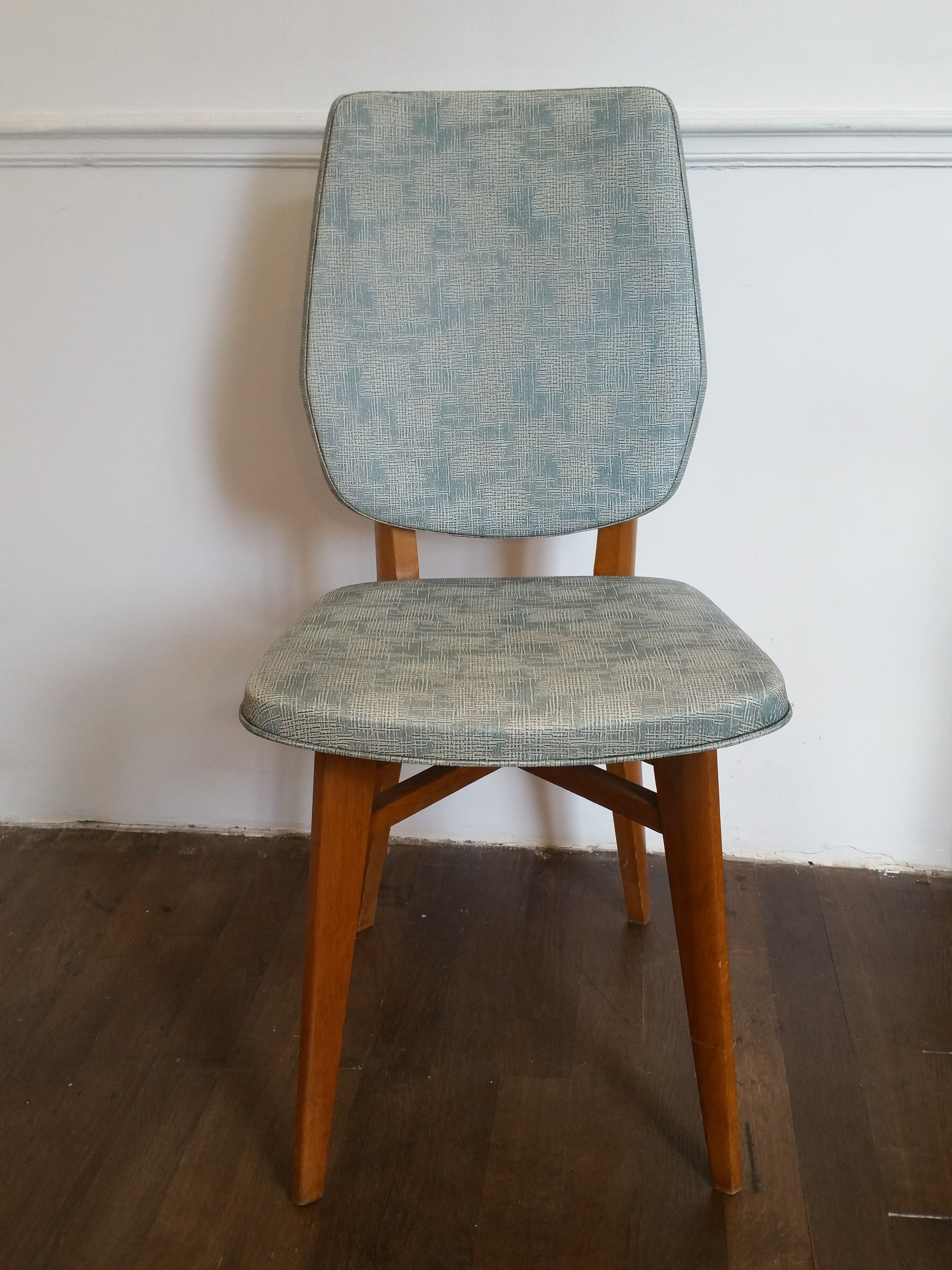 Lot of 6 vintage chairs