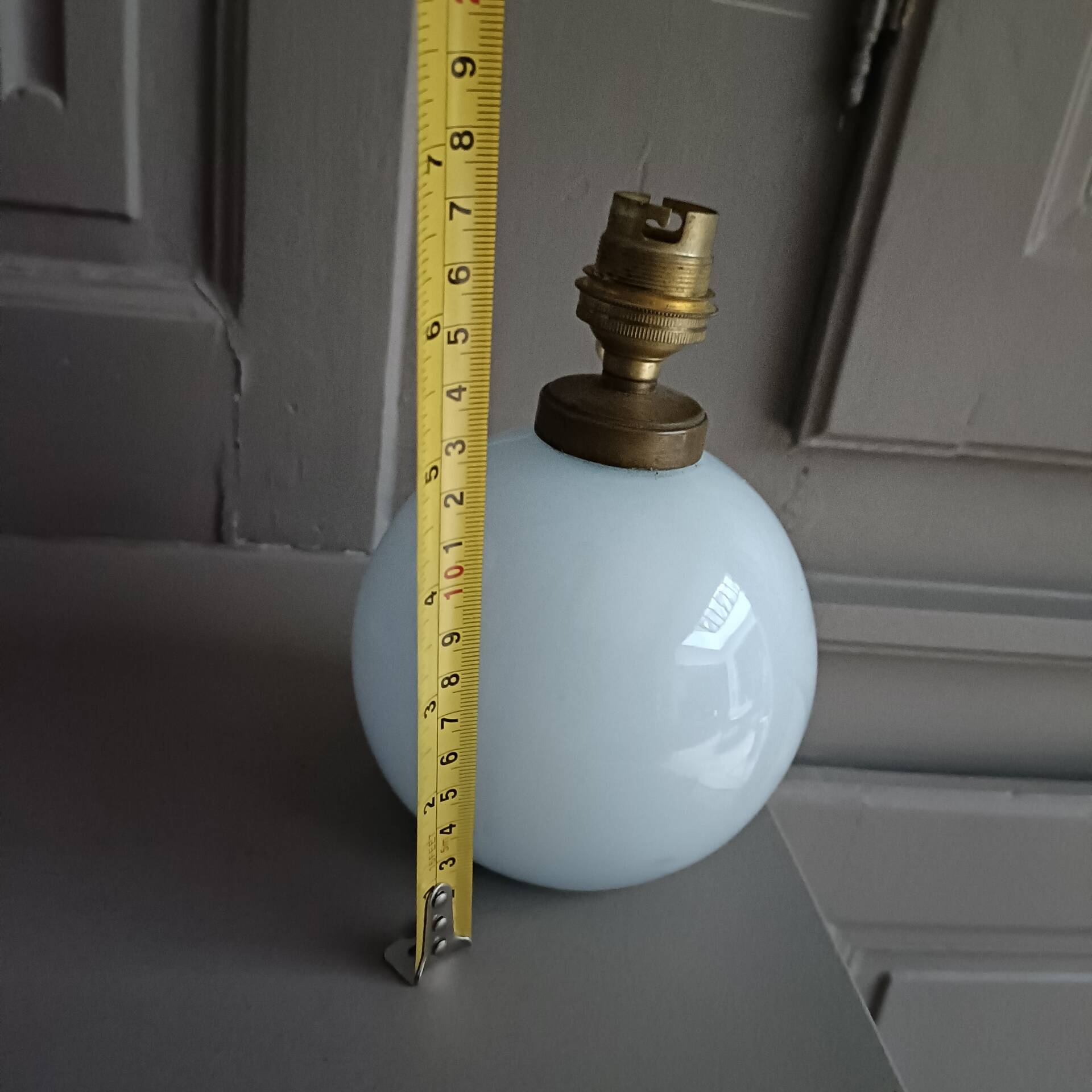 Opaline ball lamp Art Deco