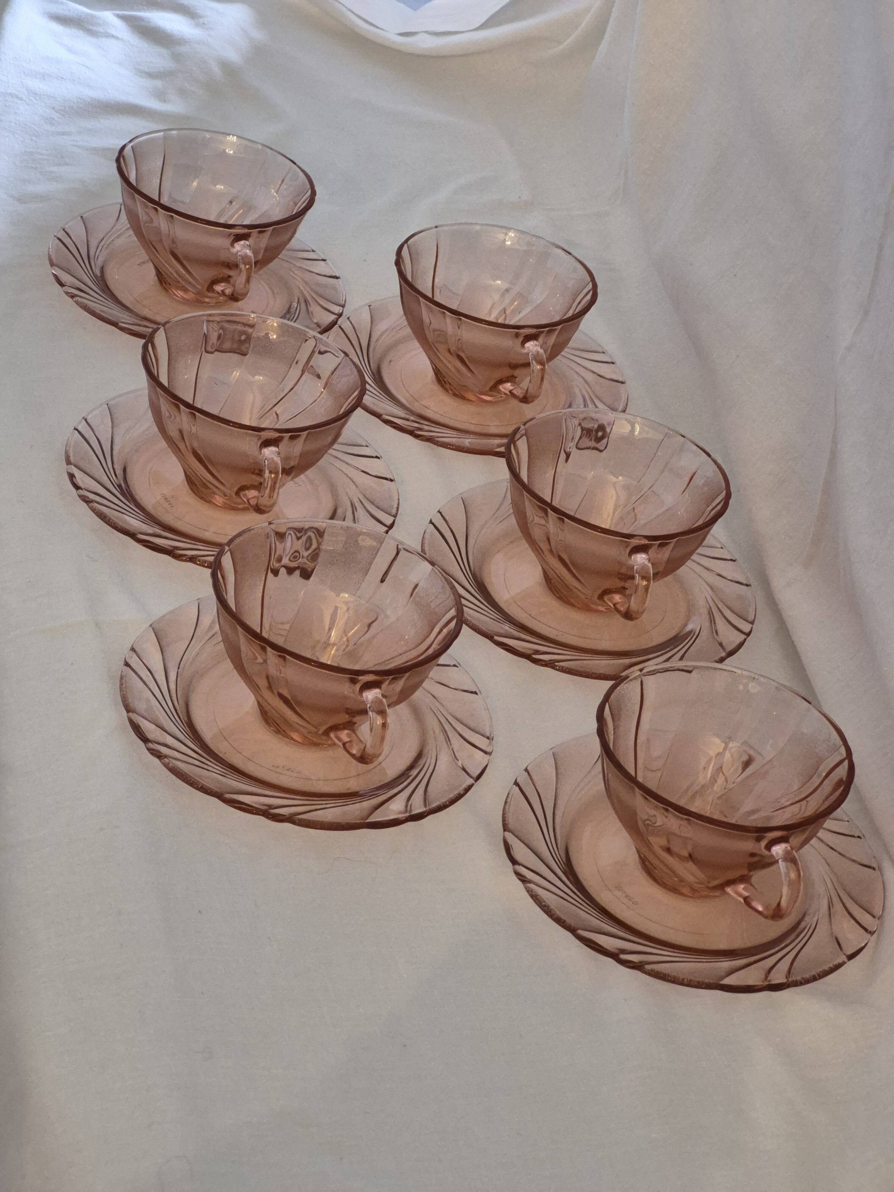 Cups and saucers vereco model beau rivage