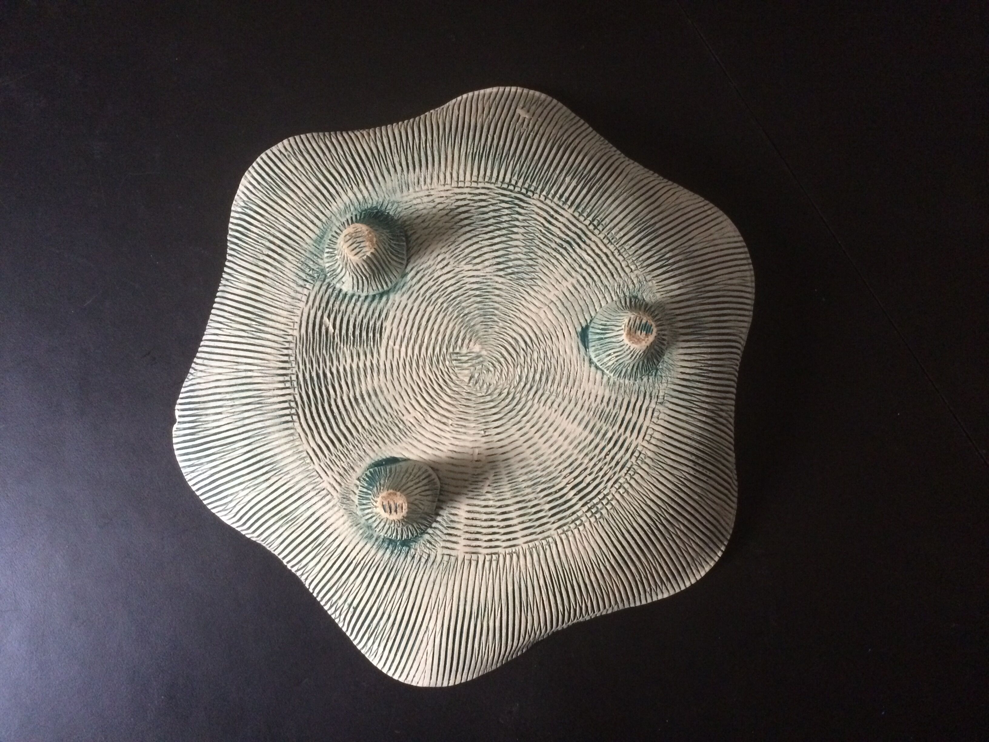 Scarified free-form tripod ceramic cup 50s /60