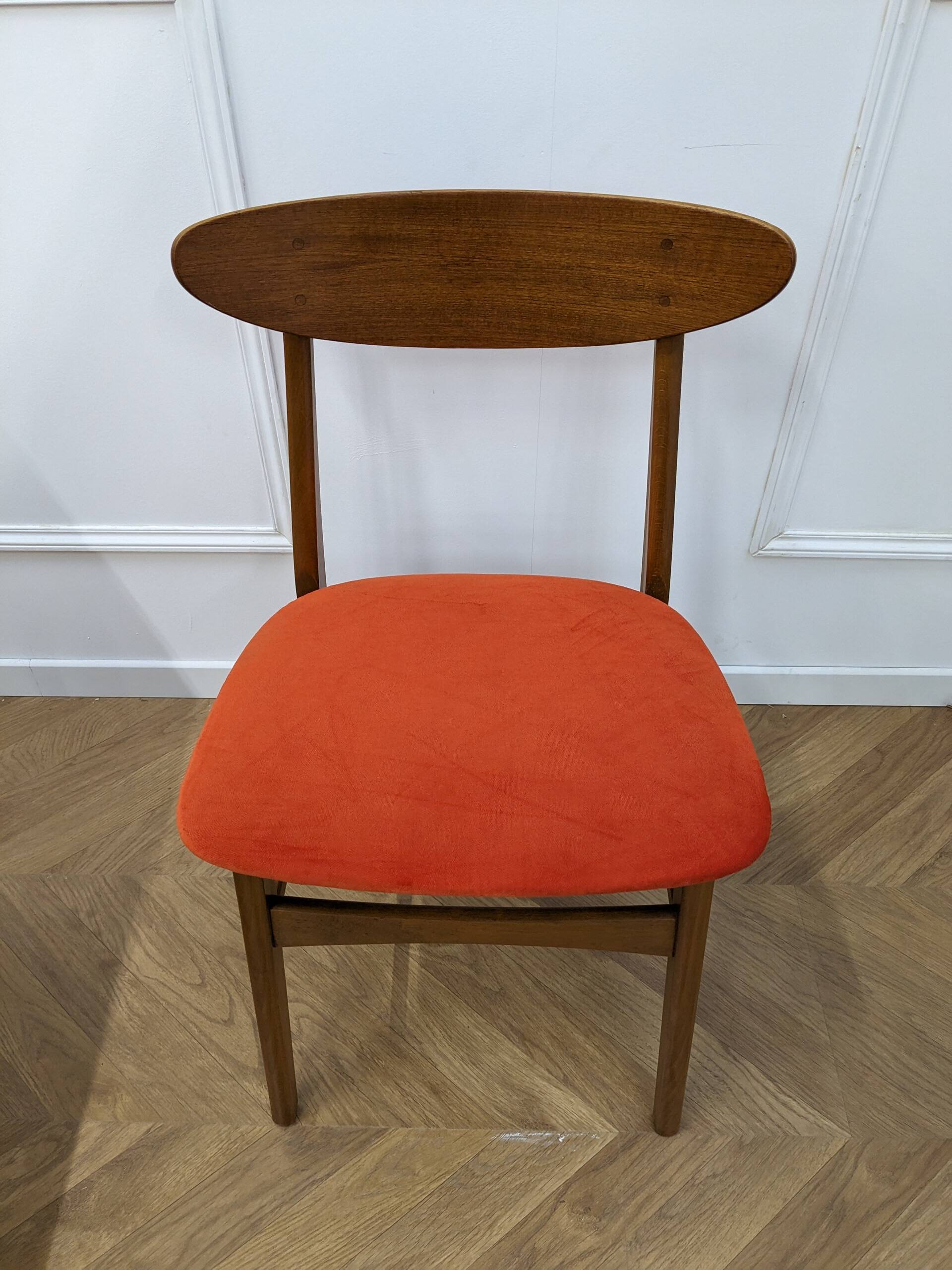 A vintage 210 chair by Farstrup