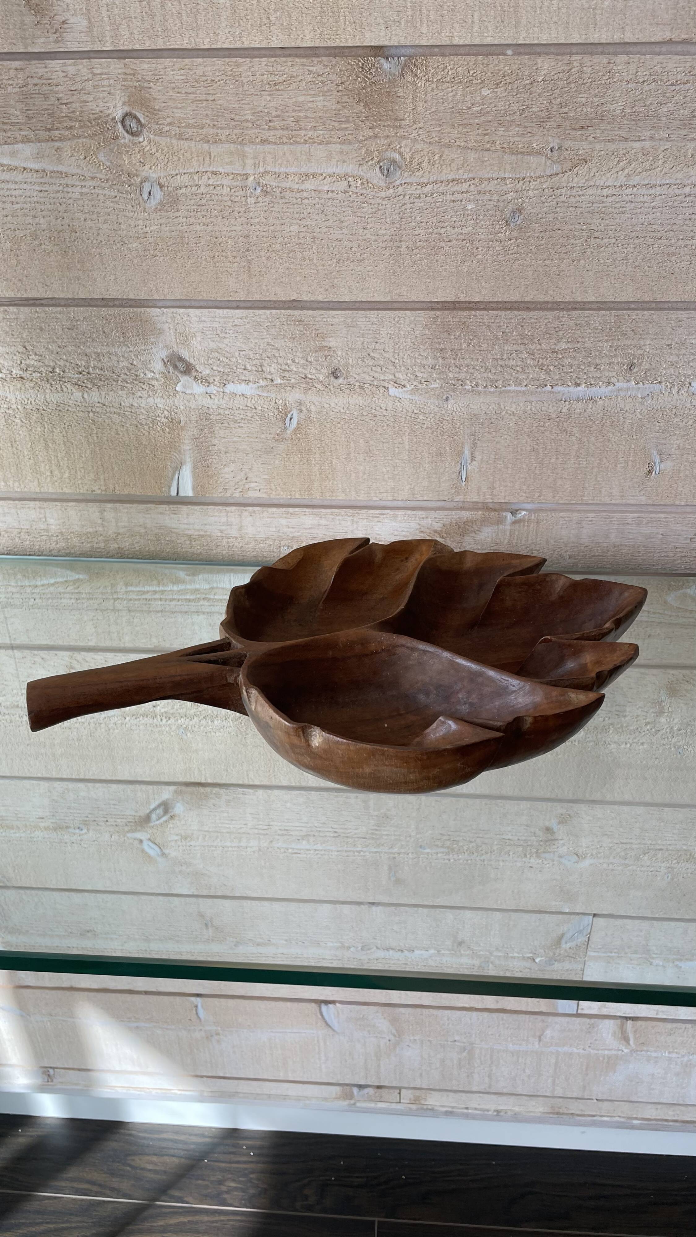 Serving dish / empty pocket