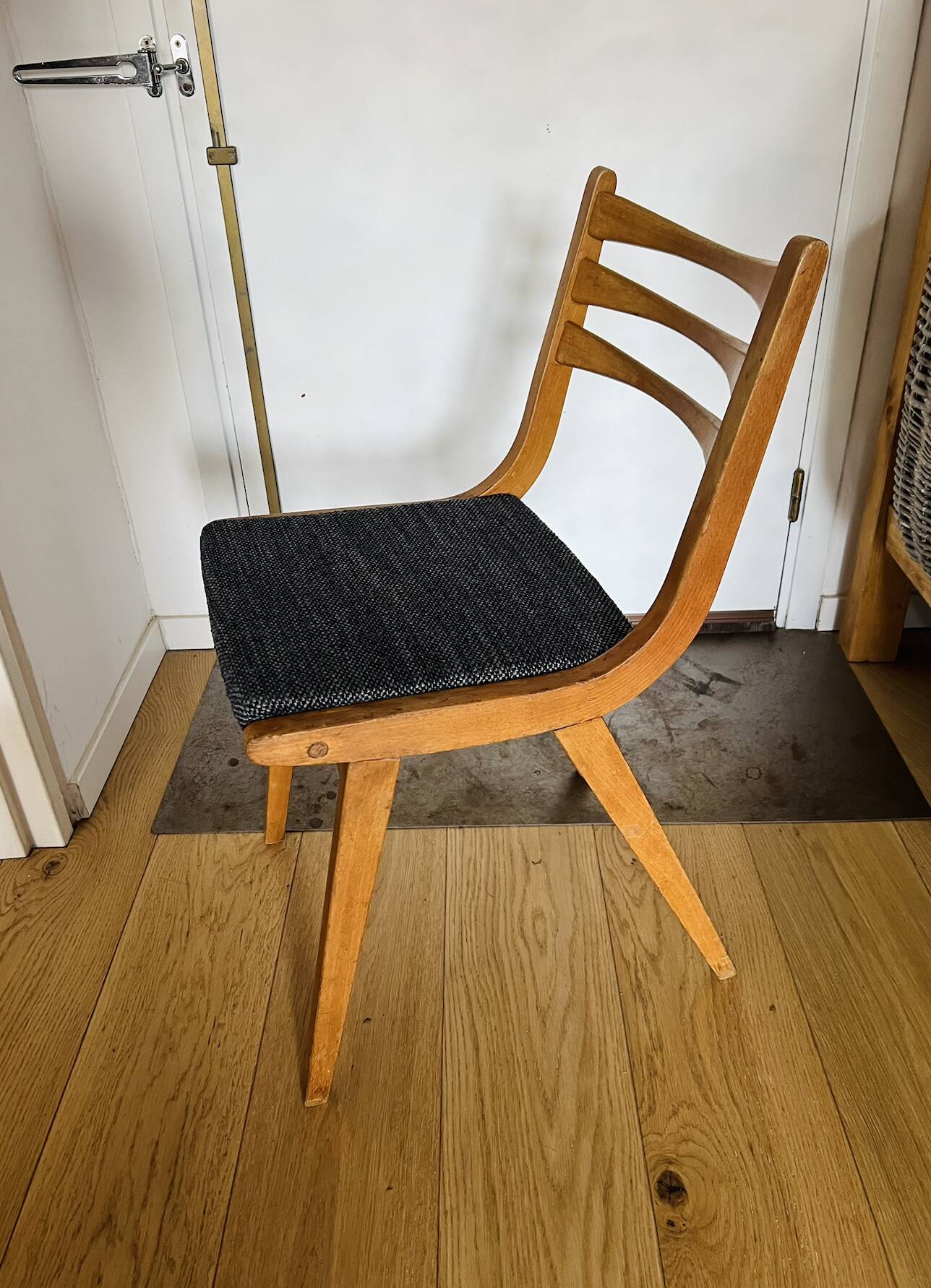(Lot) 3 Compass Leg Chairs 1960s Scandinavian