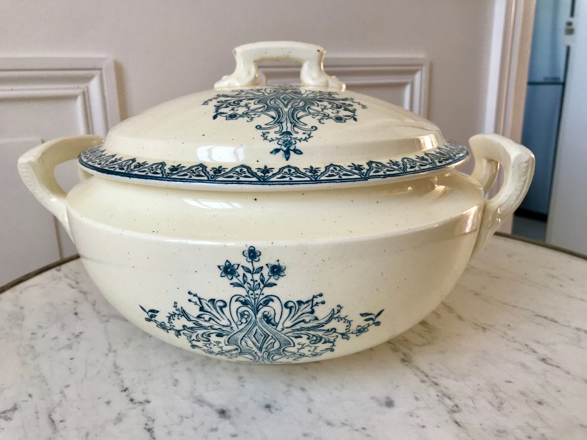 tureen in Iron Earth Salins model "Alhambra" XIXth