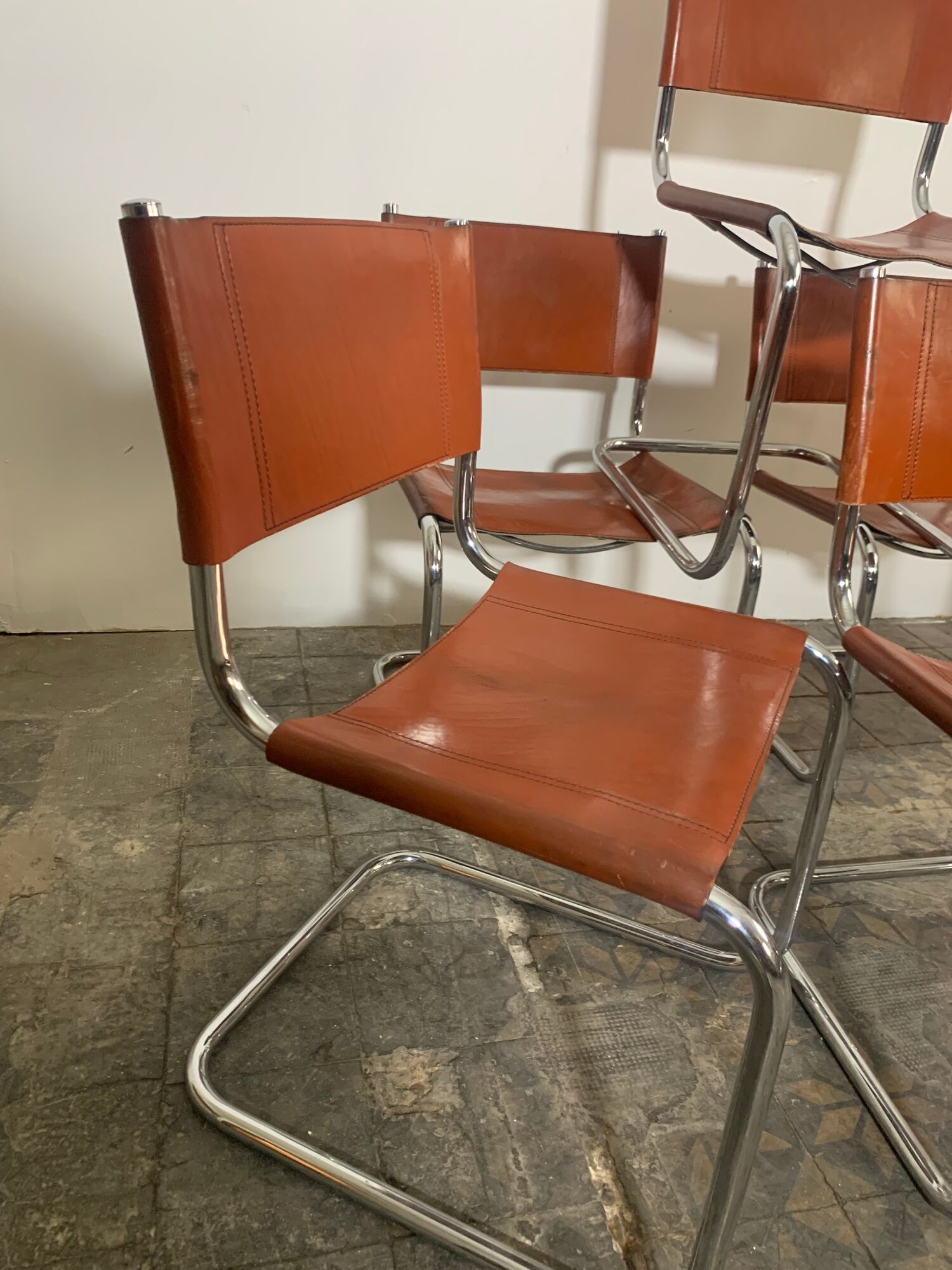 Set of 6 dining chairs