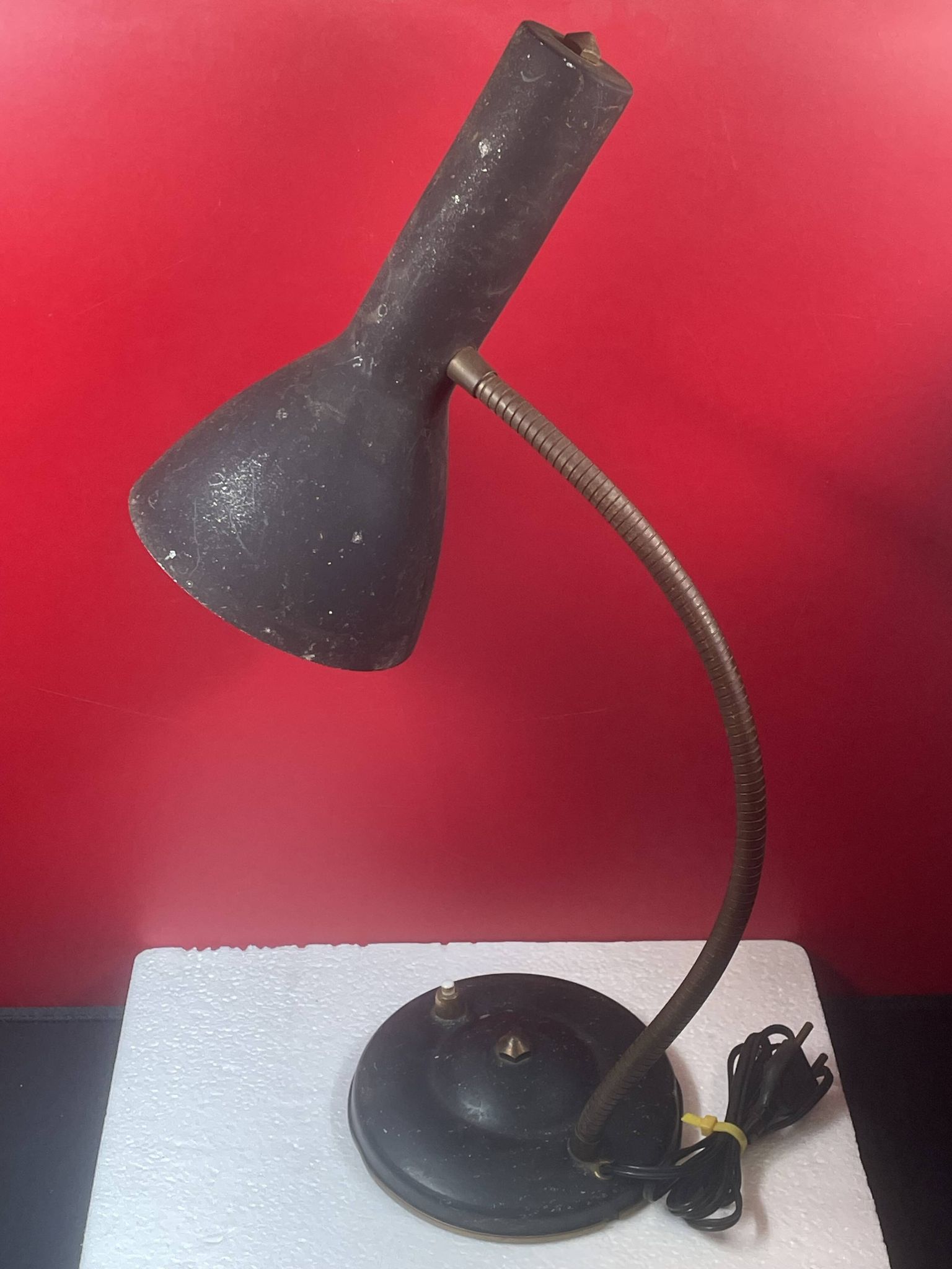 Vintage metal and flexible brass workshop lamp - approximately 50 cm