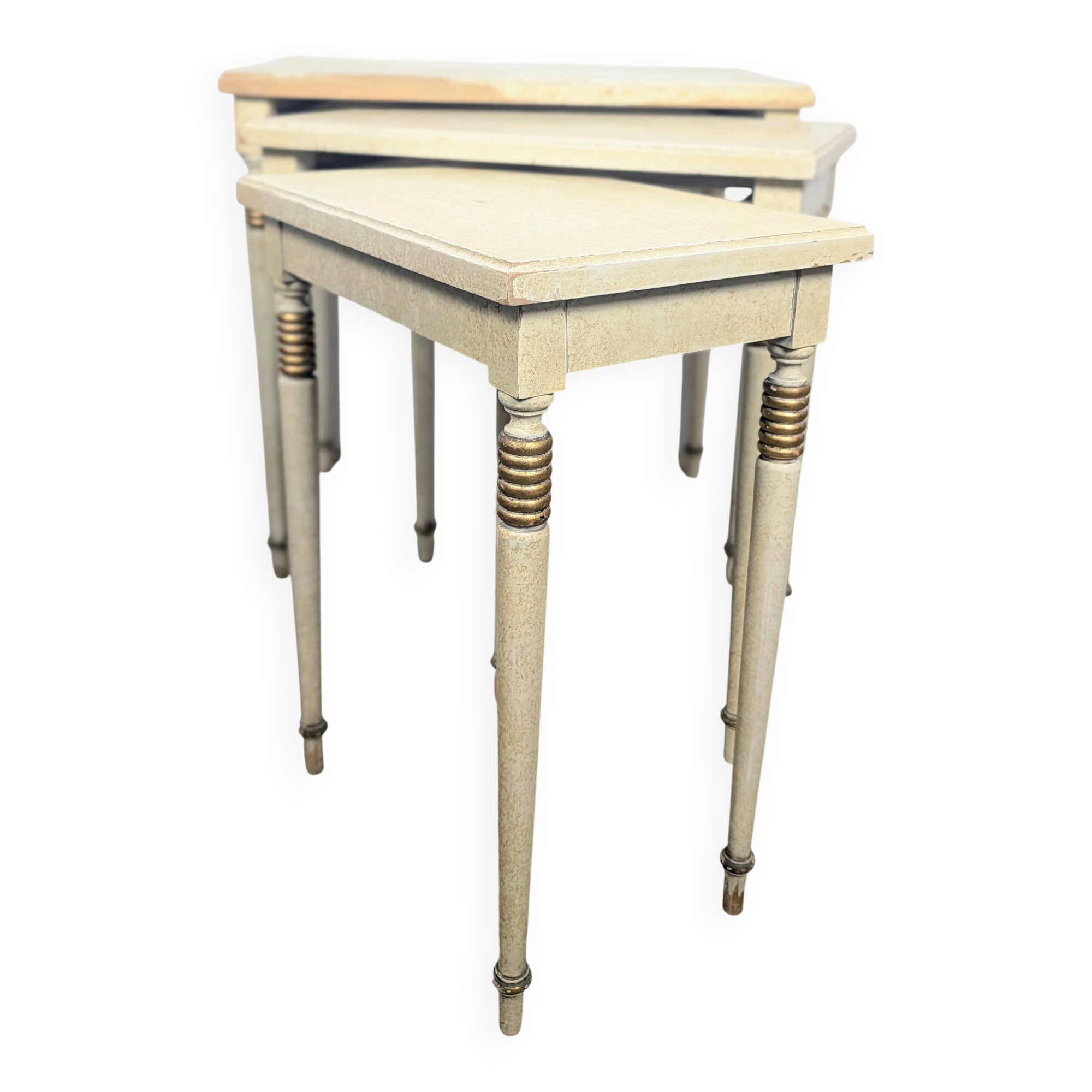 Set of nesting tables – 1950s