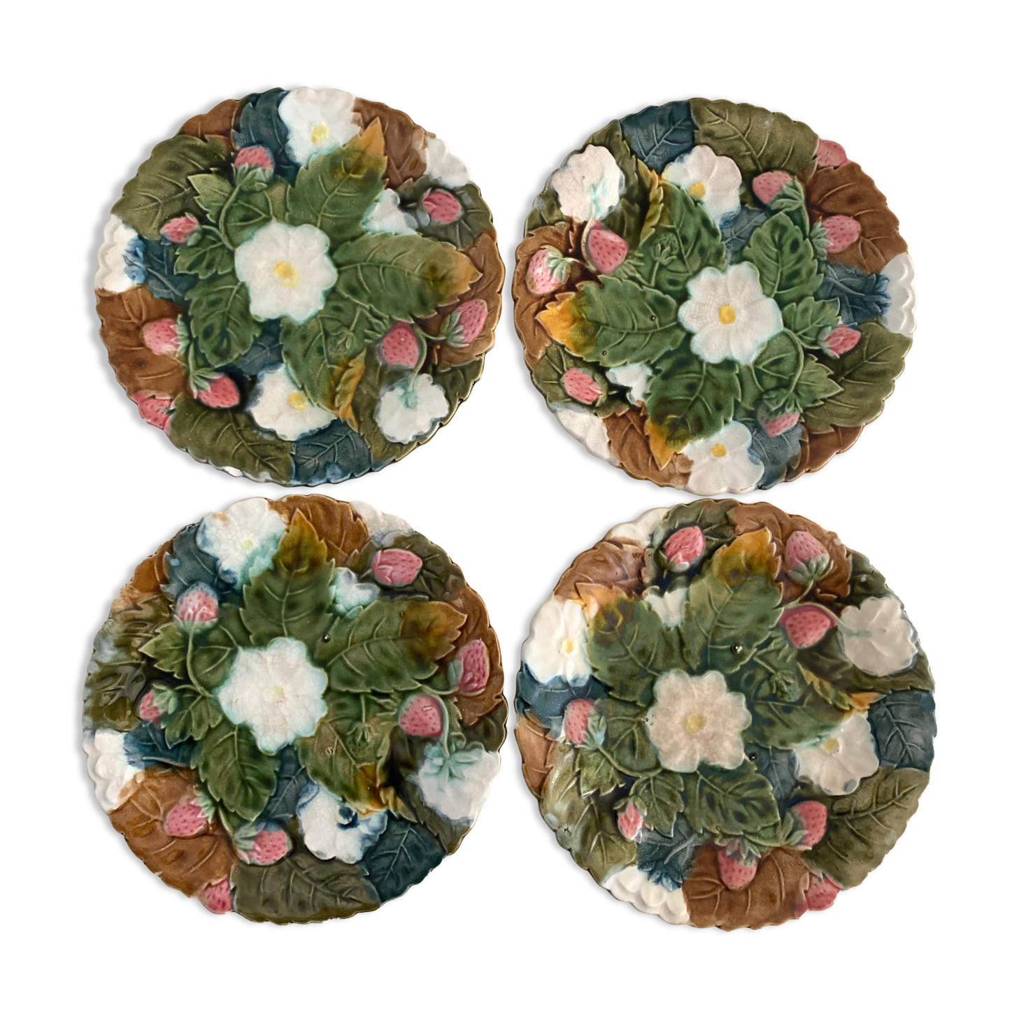 4 old and numbered dessert plates in slurry, strawberry model