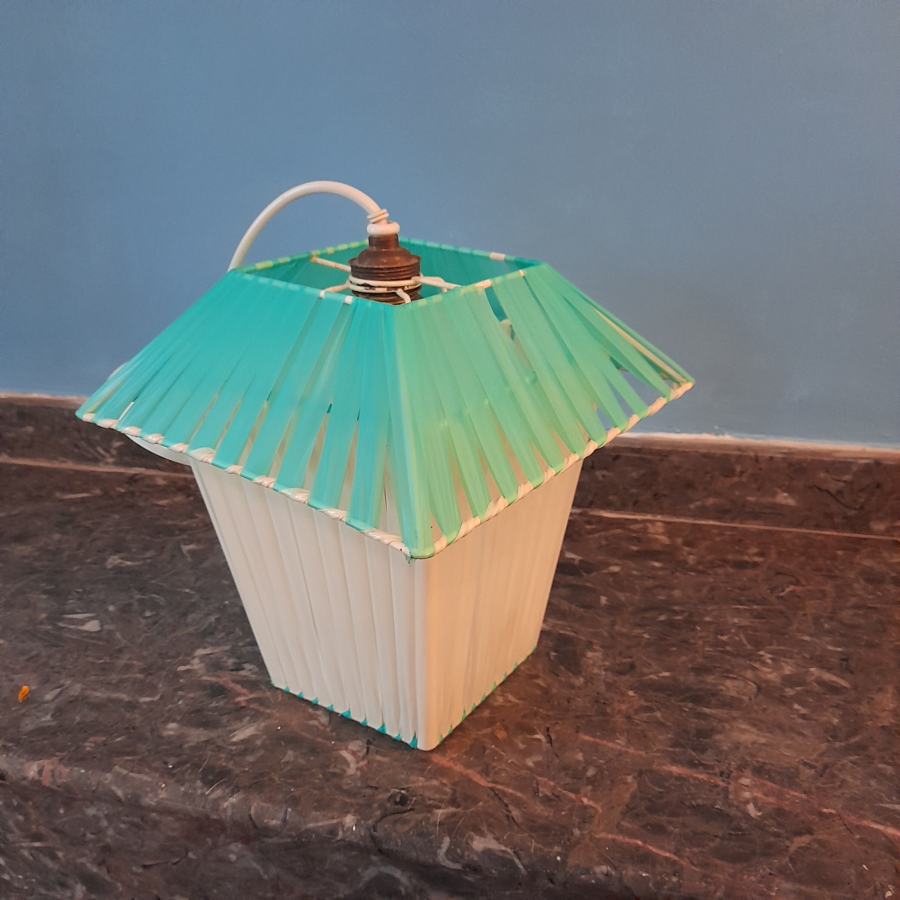 Vintage hanging lamp