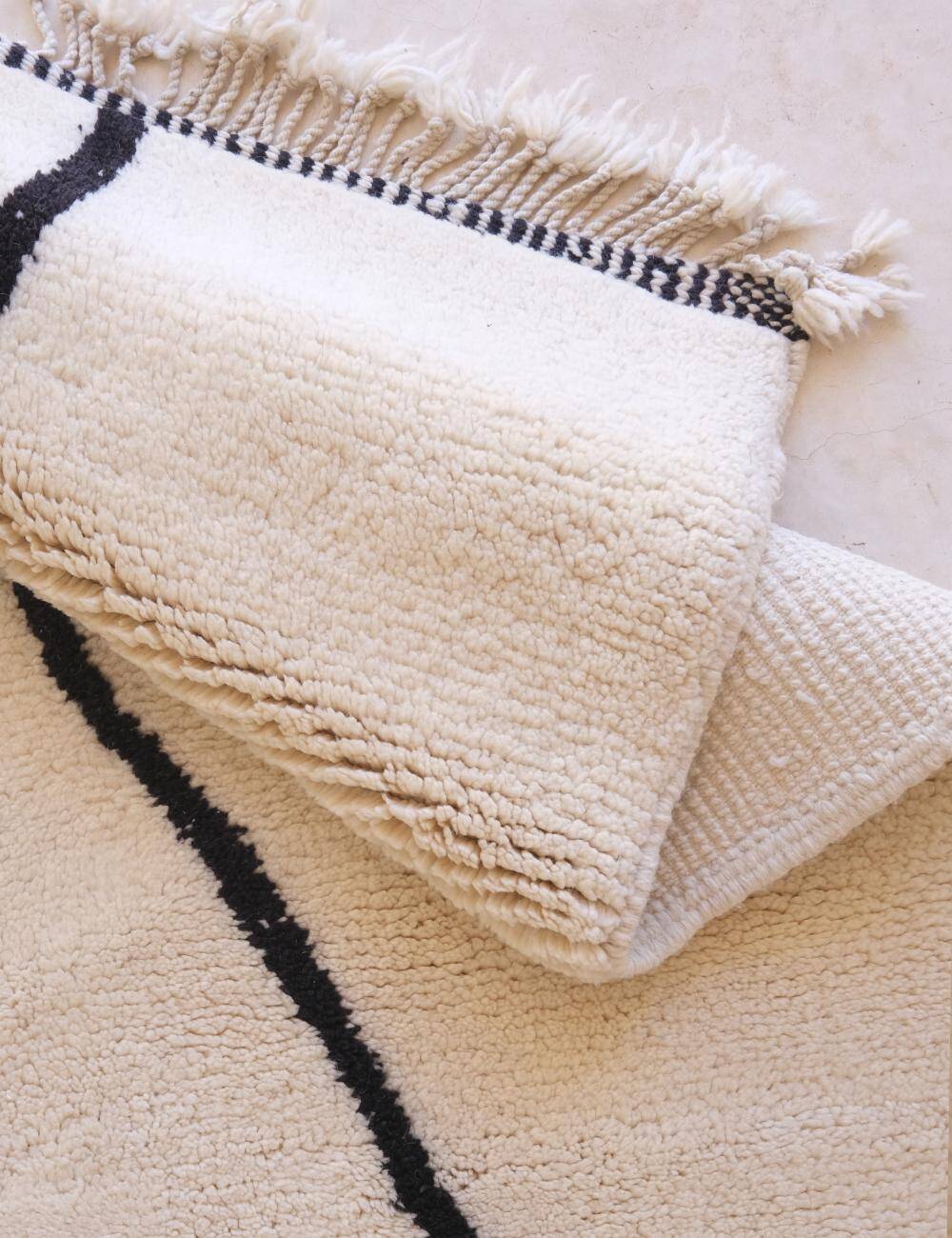 Beni M'Rirt rug - 336 x 254 cm