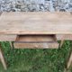 Ancienne table de ferme en bois avec tiroir