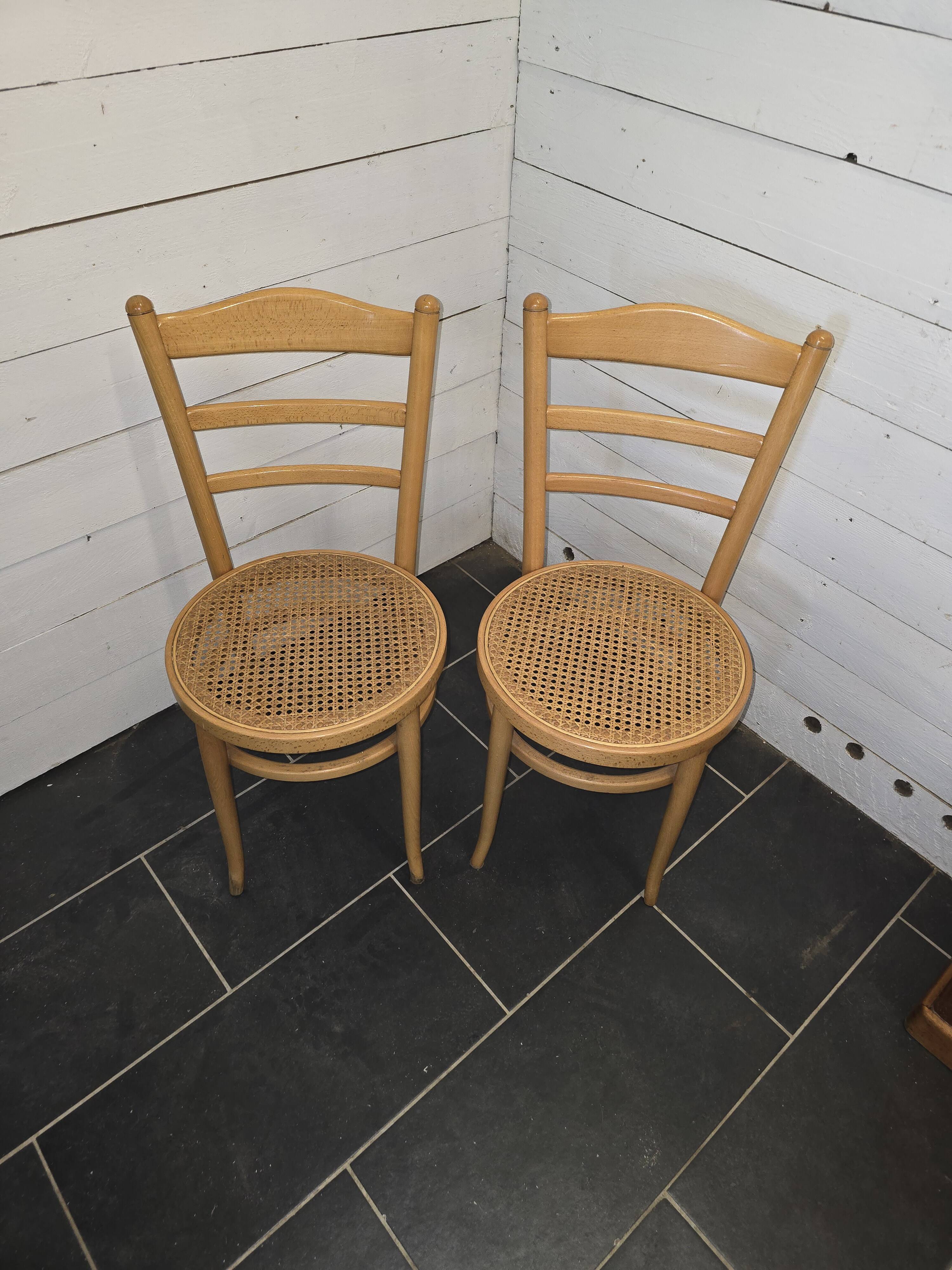 Paire de chaises de bistrot Baumann
