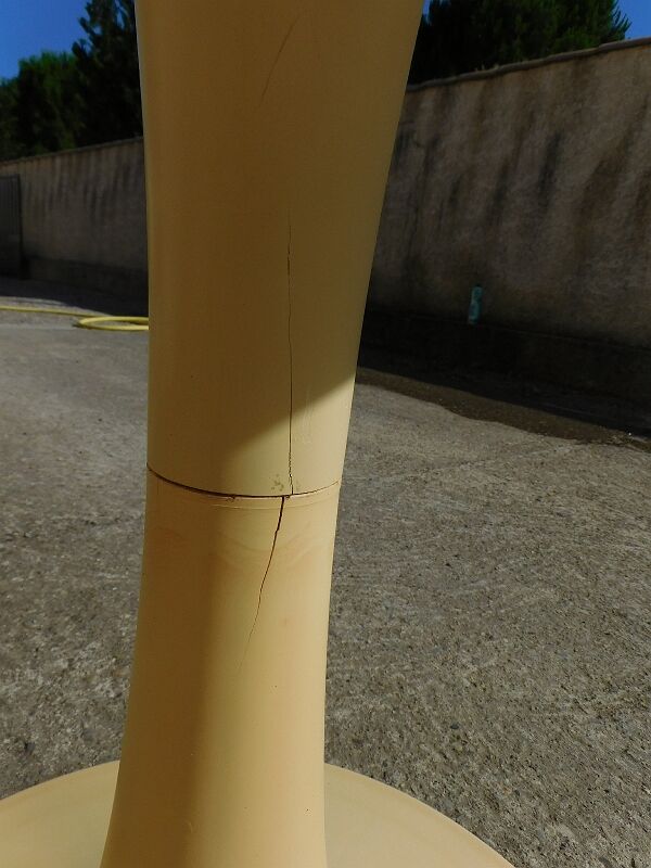 Grosfilex dining table and 4 chairs