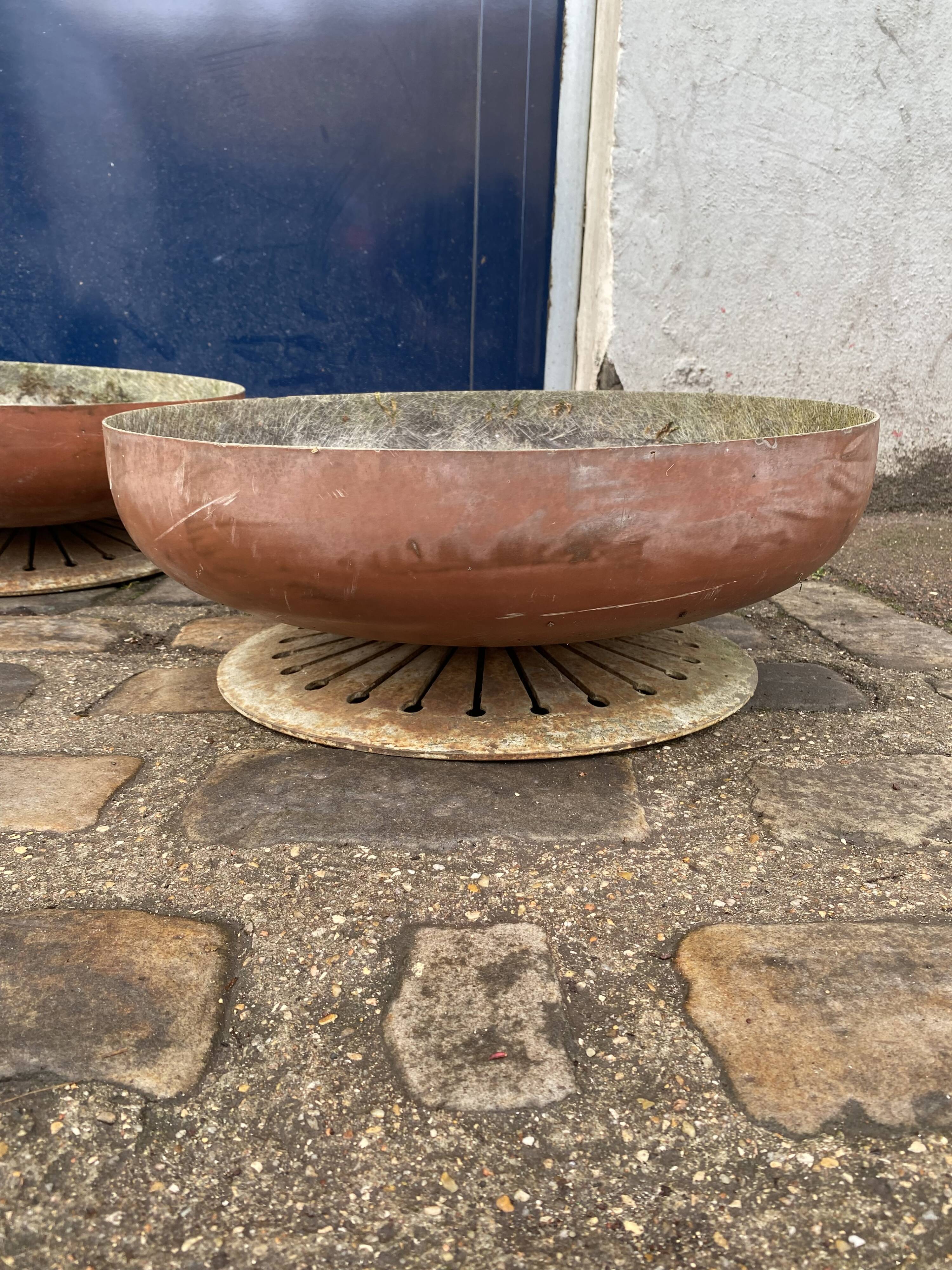 Set of 2 vintage planters Dominique Rabinet