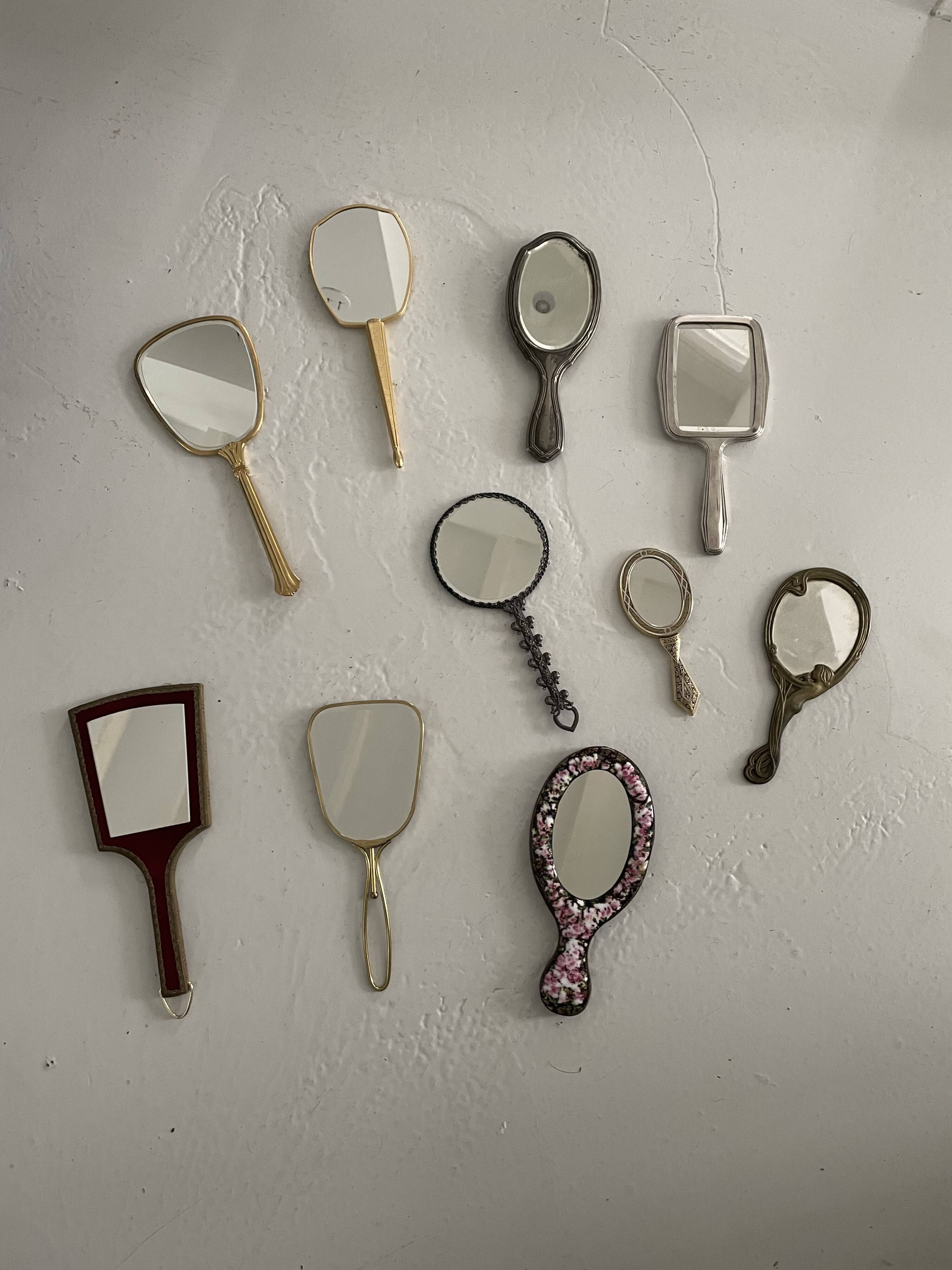 Set of 10 hand mirrors