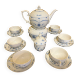 Service à thé en porcelaine