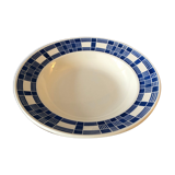Round dish in ancient earthenware