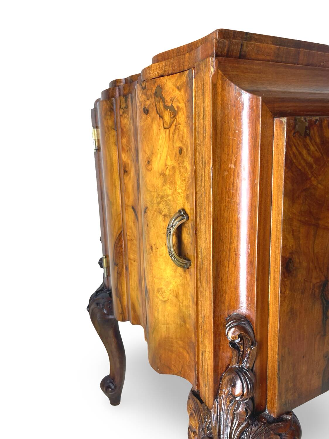 Italian nightstands from the 1930s